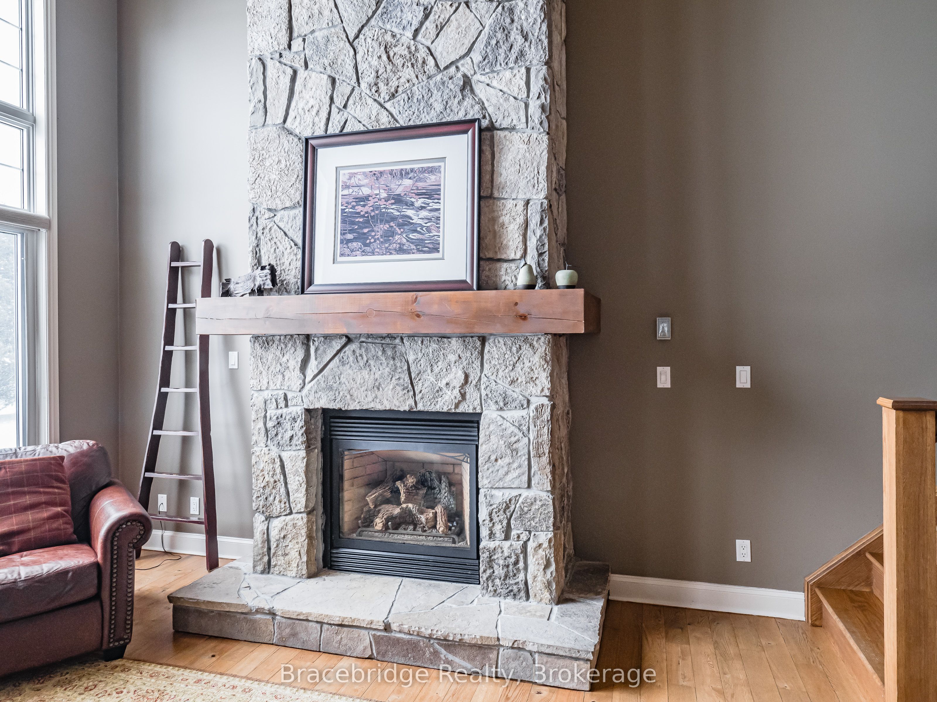 3876 Muskoka Rd 118 Highway W Sandfield 5 W10, Muskoka Lakes, ON P0B 1J0 photo 5