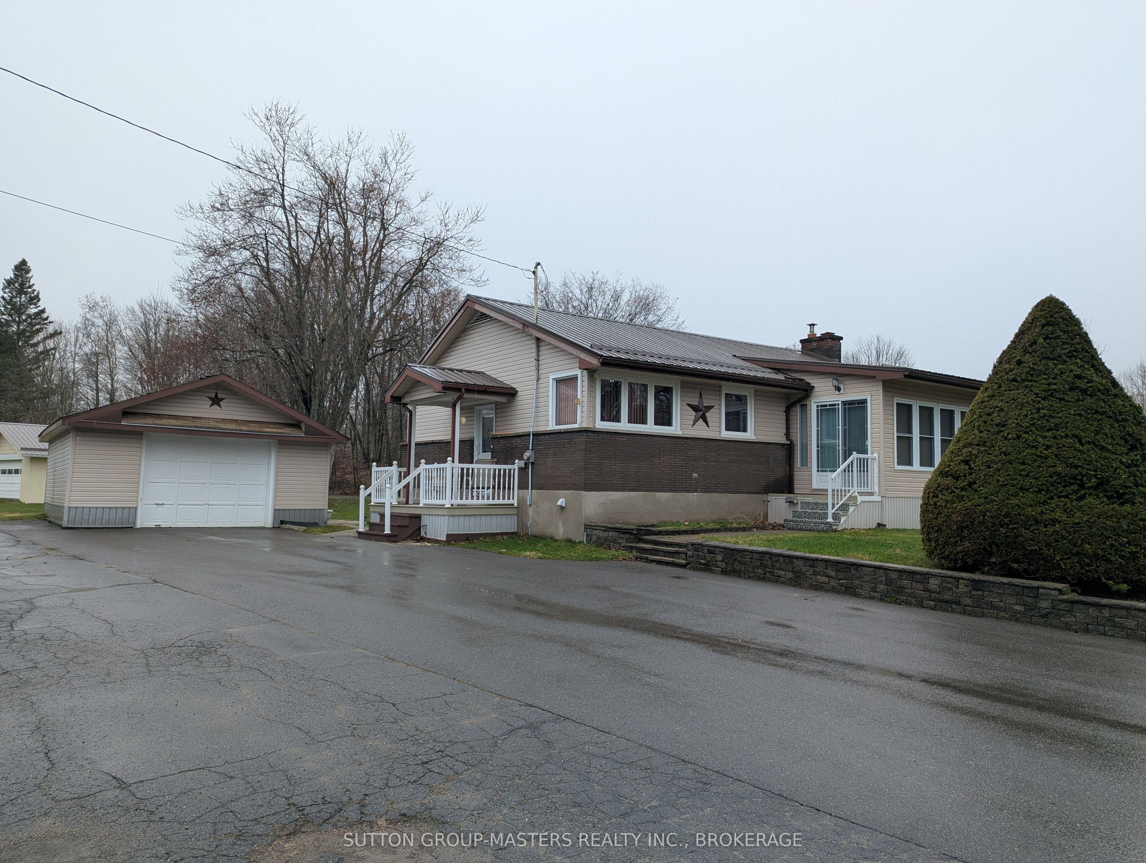 4267 Easy Street, Frontenac, ON K0H 2W0 photo 2