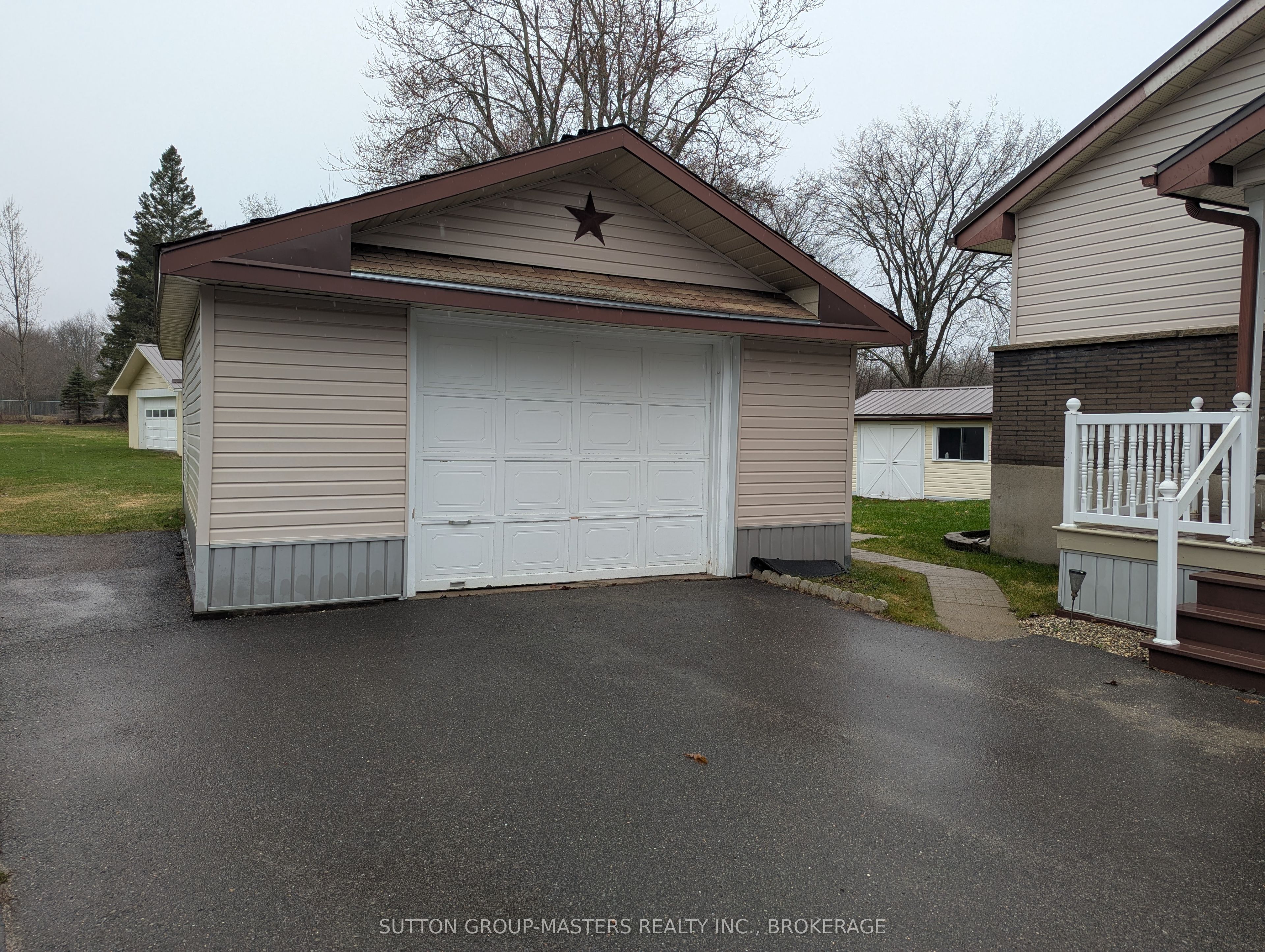 4267 Easy Street, Frontenac, ON K0H 2W0 photo 3