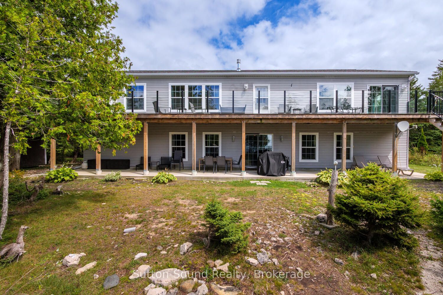 682 Dorcas Bay Road, Northern Bruce Peninsula, ON N0H 2R0 photo 2
