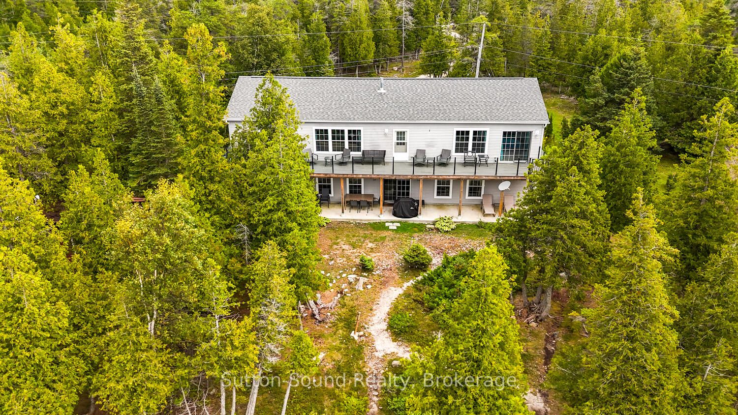682 Dorcas Bay Road, Northern Bruce Peninsula, ON N0H 2R0 photo 4