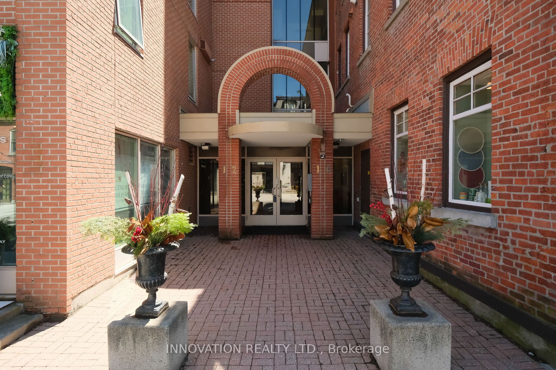 10 Clarence Street 4, Lower Town - Sandy Hill, ON K1N 5P3 photo 4