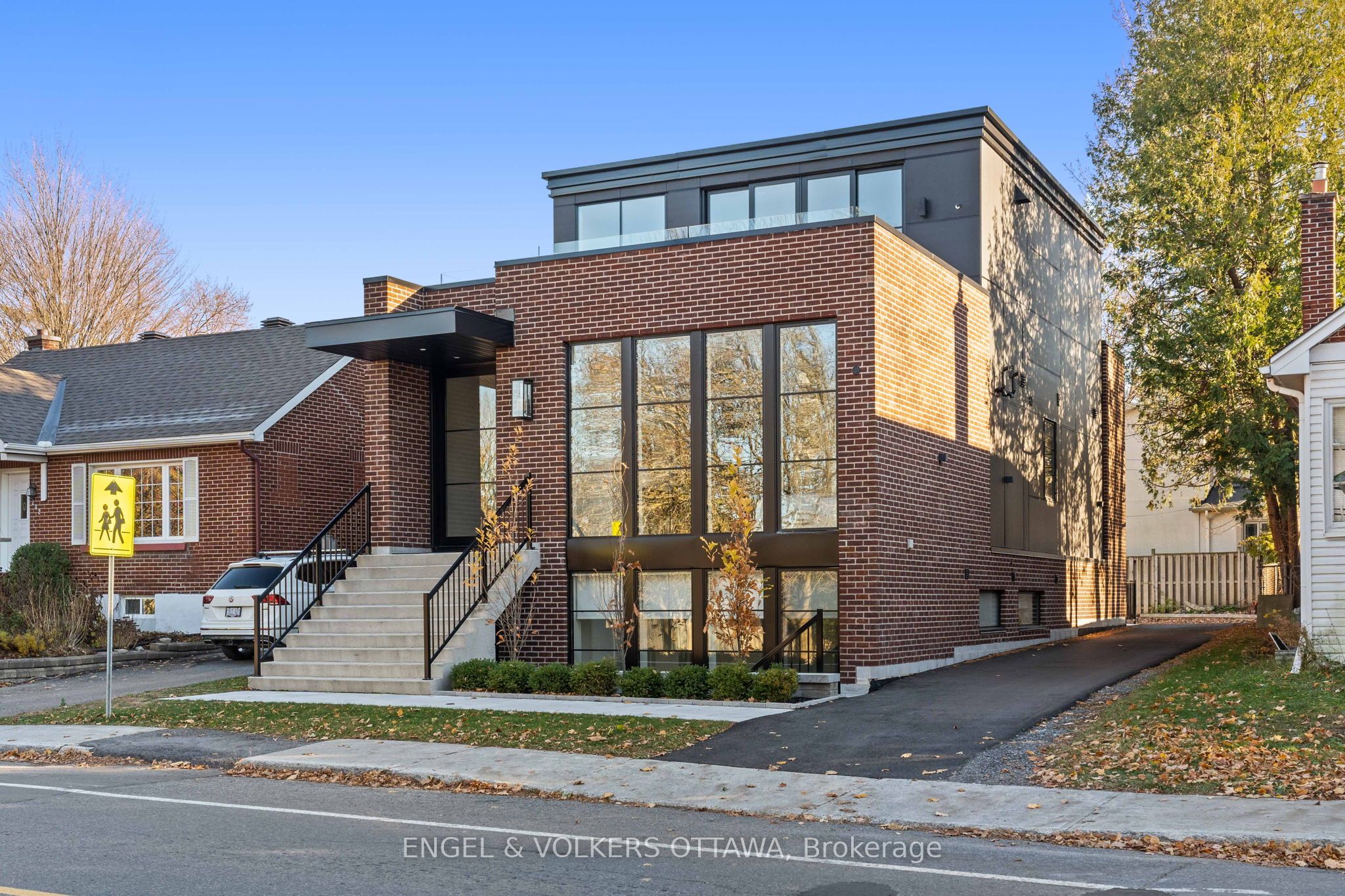 246 Byron Avenue, Westboro - Hampton Park, ON K1Z 6Y8