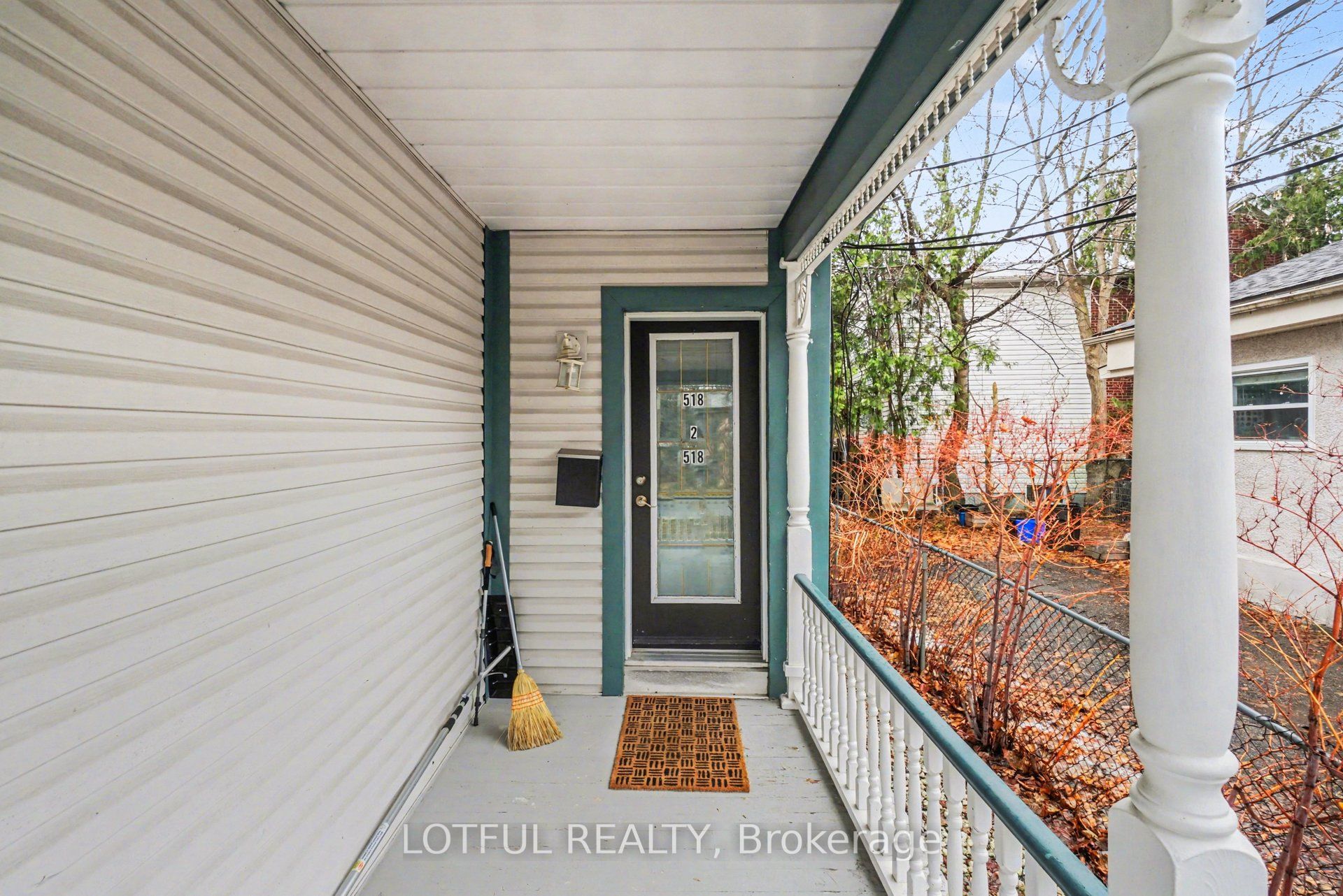 518 Hilson Avenue 2, Westboro - Hampton Park, ON K1Z 6C8 photo 4
