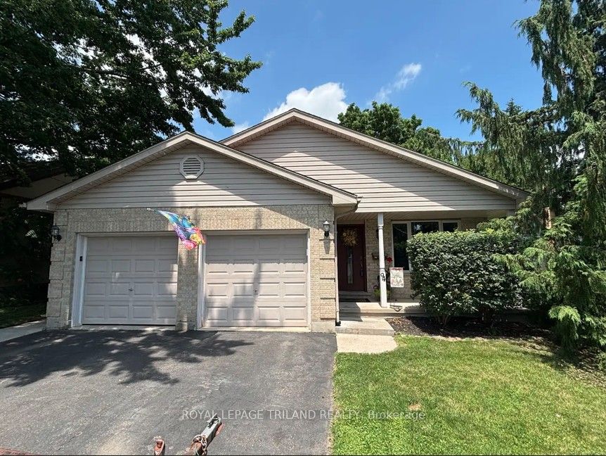 94 Queen Street, Thames Centre, ON N0L 1G2 photo 2