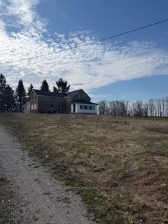 501426 Grey 1 Road, Georgian Bluffs, ON N0H 2T0 photo 2