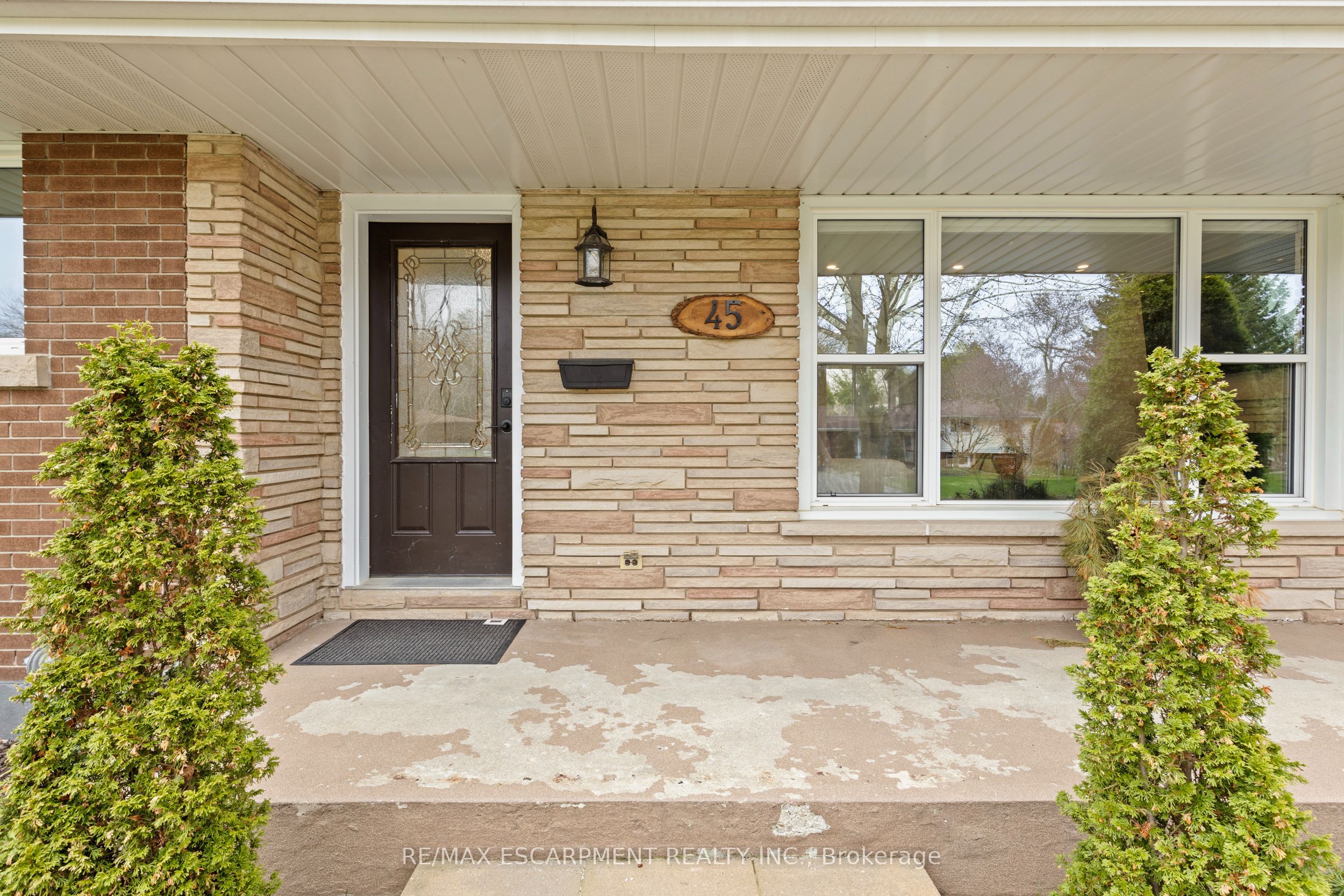 45 Driftwood Drive, Brantford, ON N3R 3K2 photo 4
