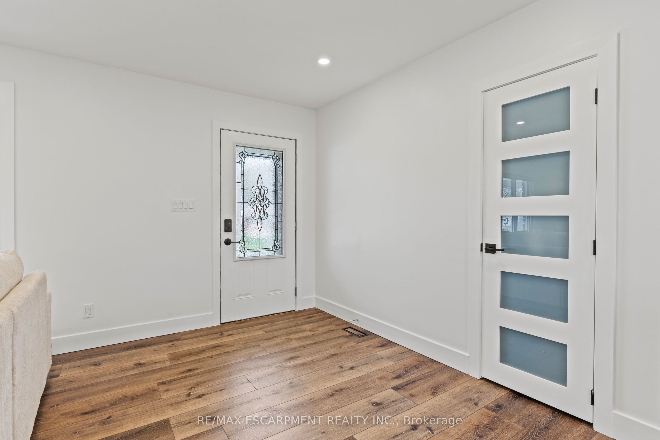 45 Driftwood Drive, Brantford, ON N3R 3K2 photo 5