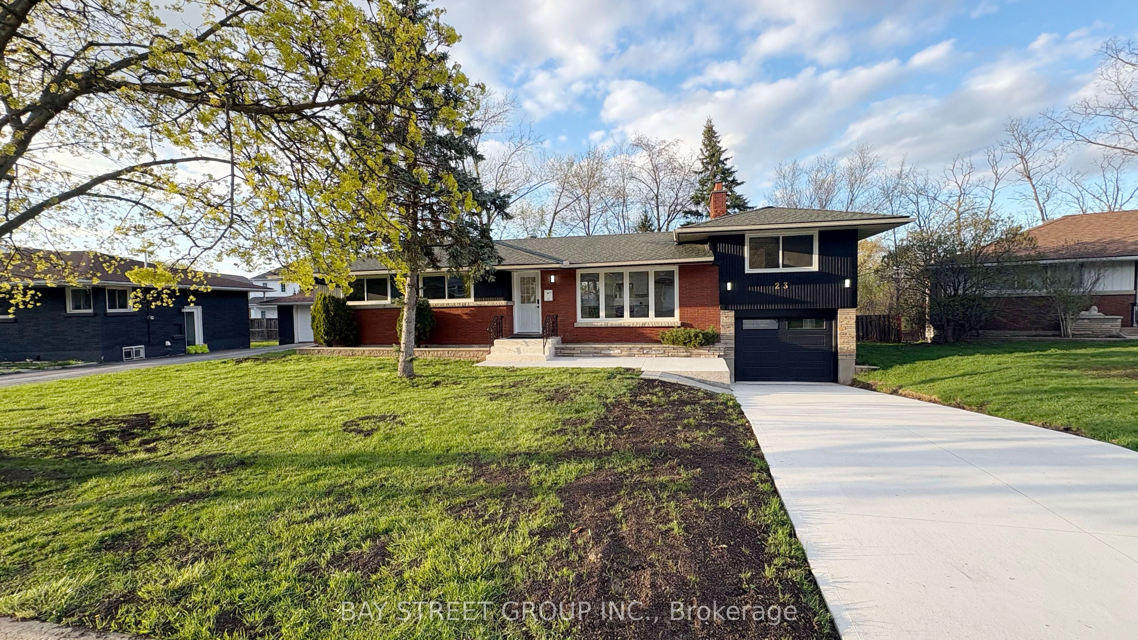 23 Glenbarr Road, St. Catharines, ON L2T 1Y2