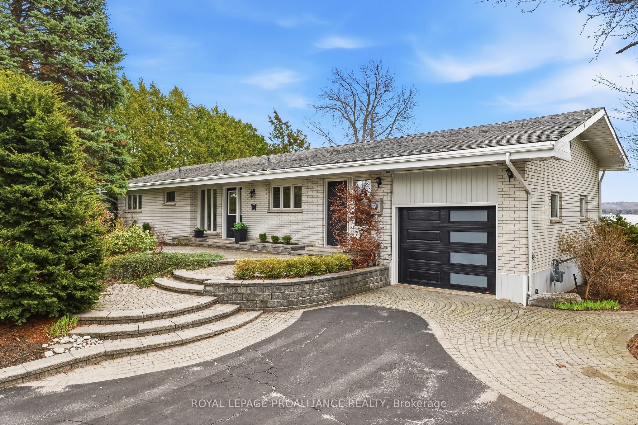 9 Dorthy Drive, Quinte West, ON K8V 5P5 photo 5