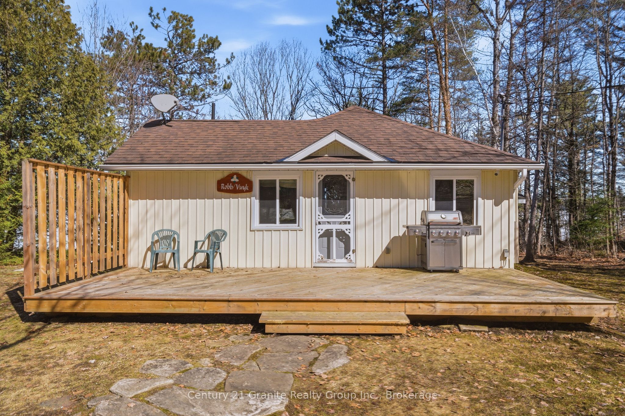 1035 Harvest Moon Lane, Algonquin Highlands, ON K0M 1S0