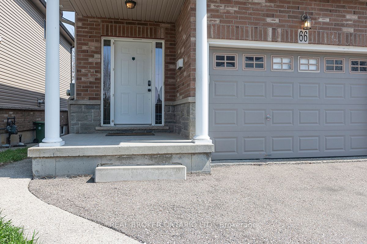 66 Springvalley Crescent, Hamilton, ON L9C 7X3 photo 3