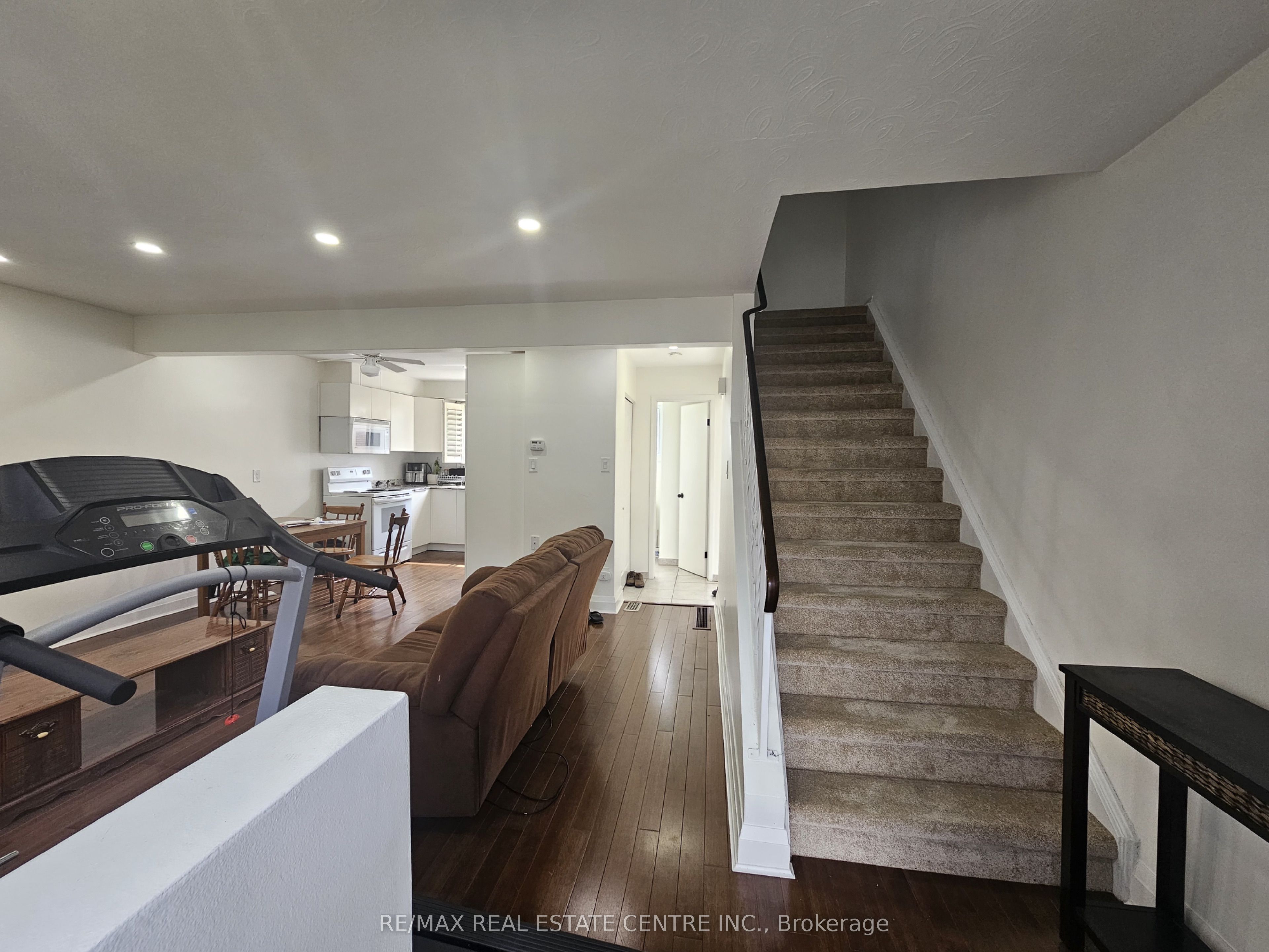 161 BERKINDALE Drive 6, Hamilton, ON L8E 1M6 photo 5
