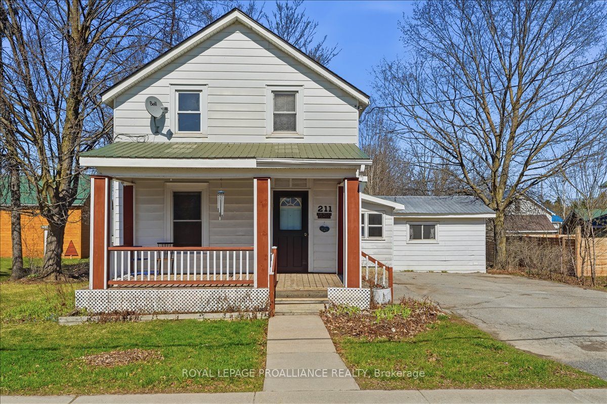 211 Colborne Street, Tweed, ON K0K 3J0 photo 2