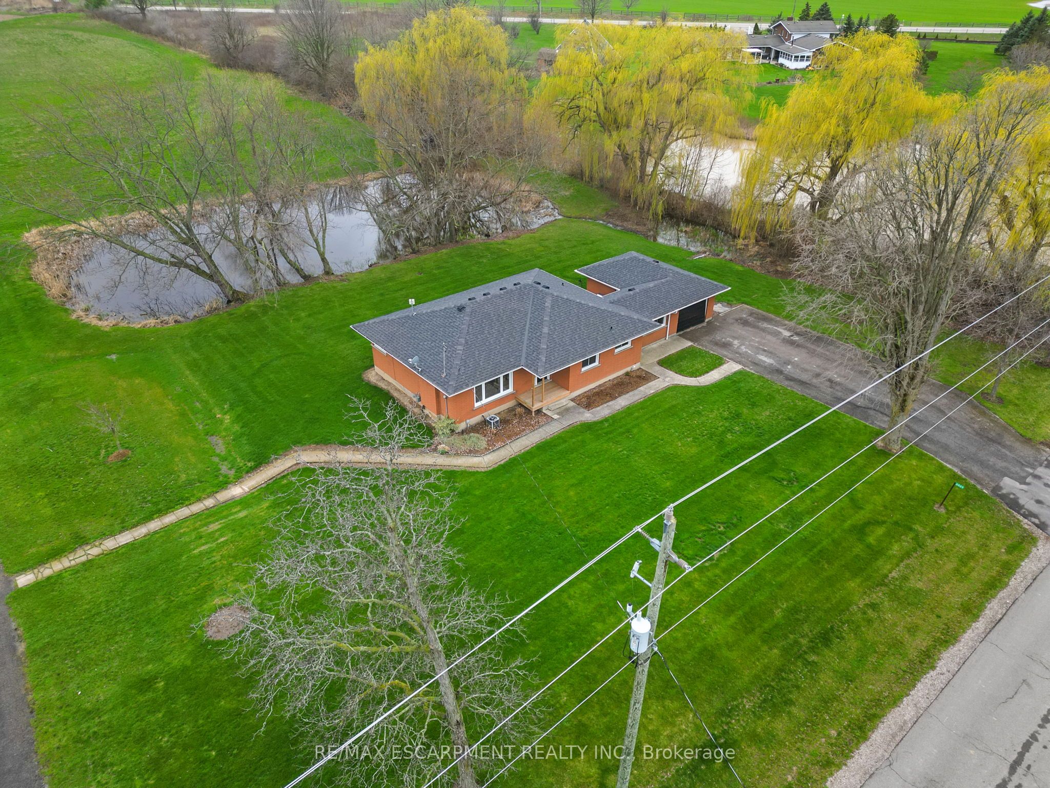 2223 Hall Road, Hamilton, ON L0R 1C0 photo 4