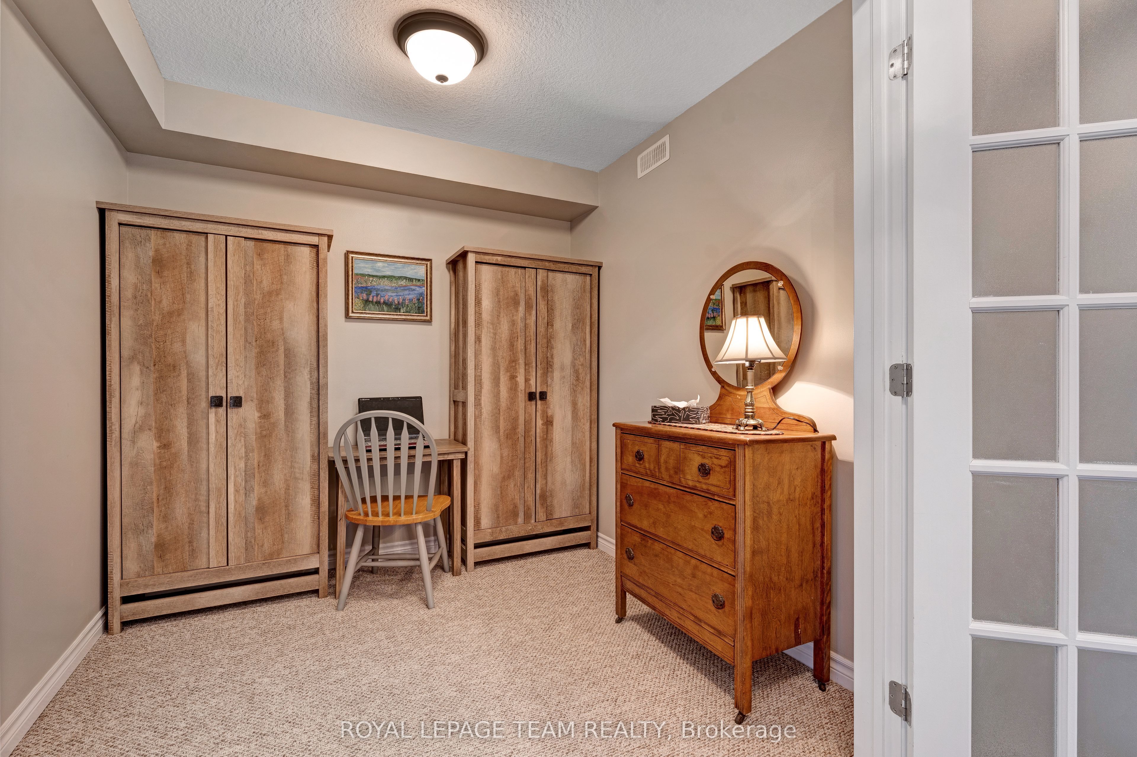 398 Van Buren Street 209, North Grenville, ON K0G 1J0 photo 5