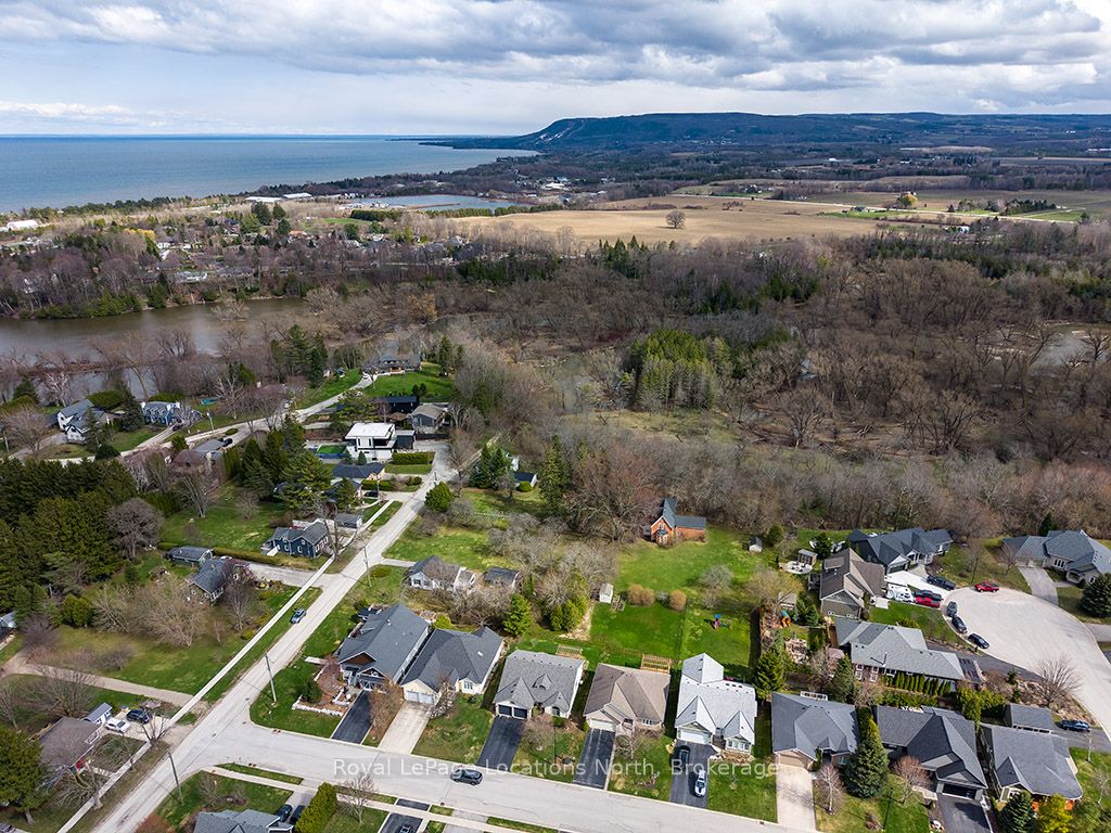 43 Alfred Street E, Blue Mountains, ON N0H 2P0 photo 5