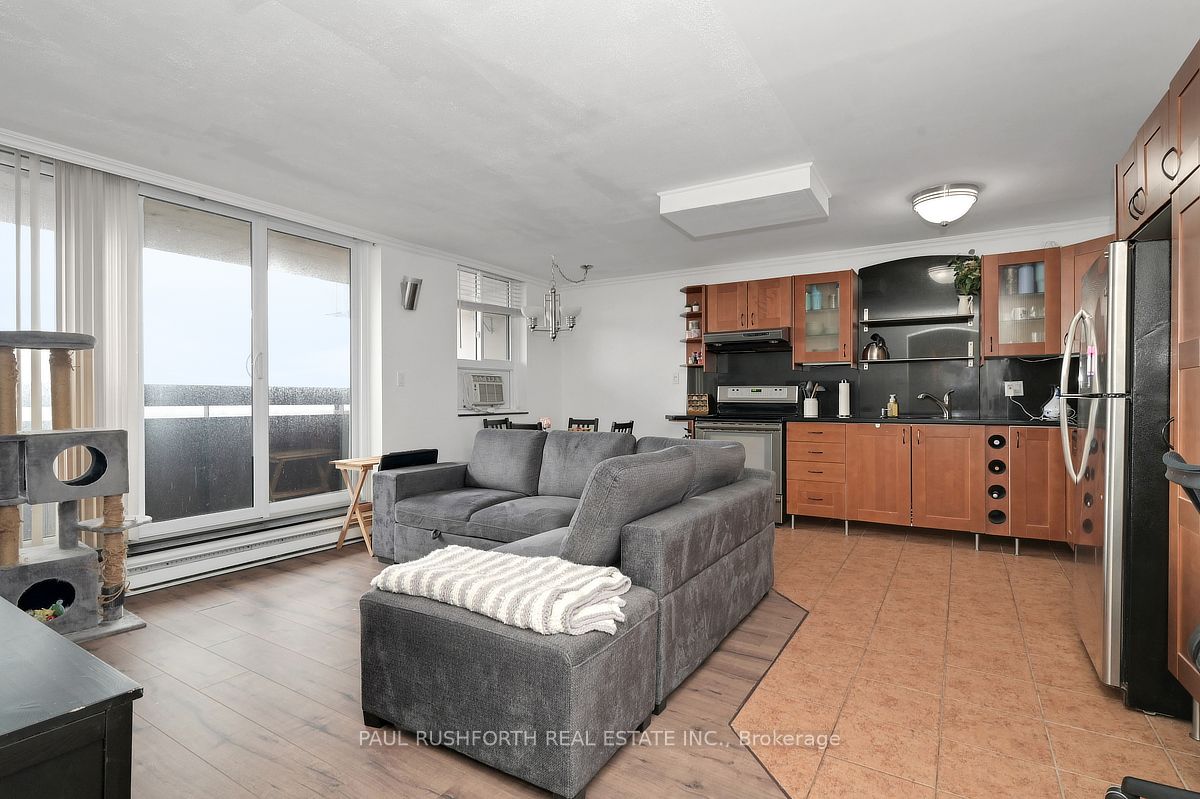 2000 Jasmine Crescent 1517, Beacon Hill North - South and Area, ON K1J 8K4 photo 2
