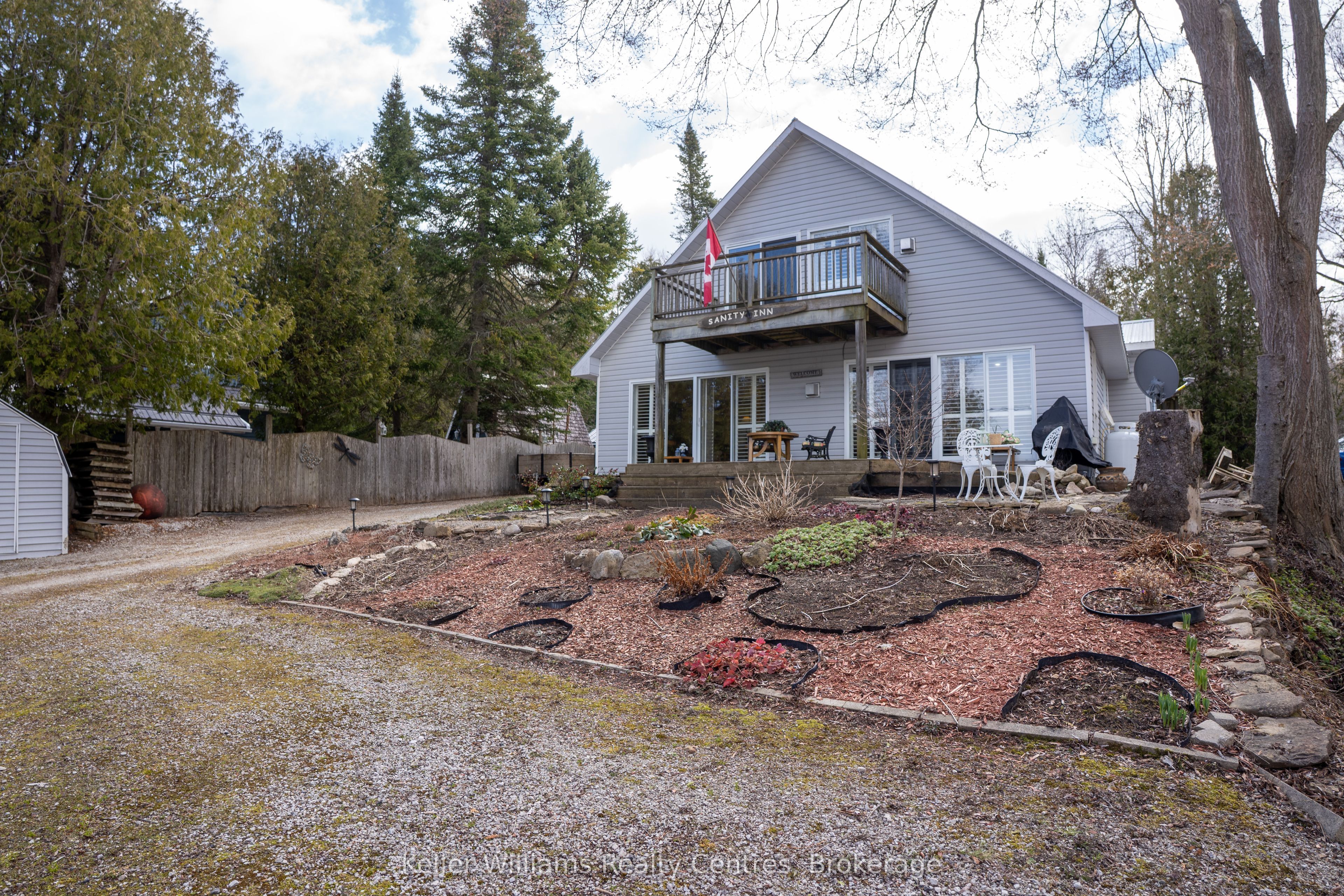 98 Hope Bay Road, South Bruce Peninsula, ON N0H 2T0 photo 2