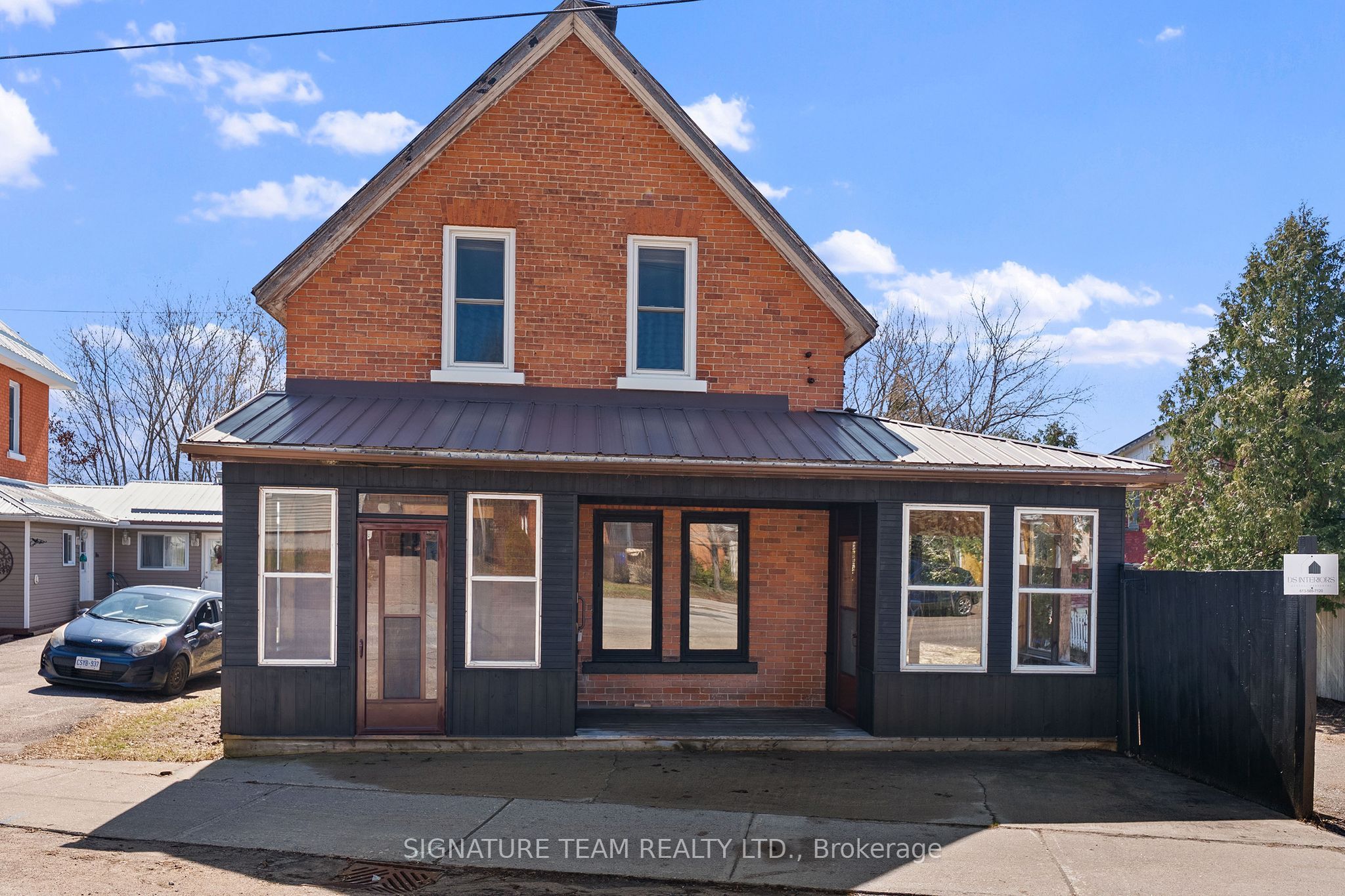 23 Main Street, Whitewater Region, ON K0J 1K0 photo 2