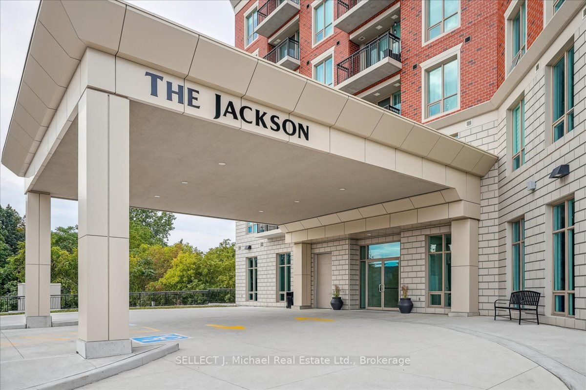 2750 King Street E 404, Hamilton, ON L8G 1J4