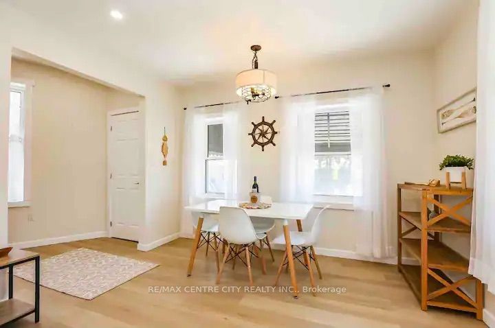 221 Colborne Street 1, Central Elgin, ON N5L 1C2 photo 2