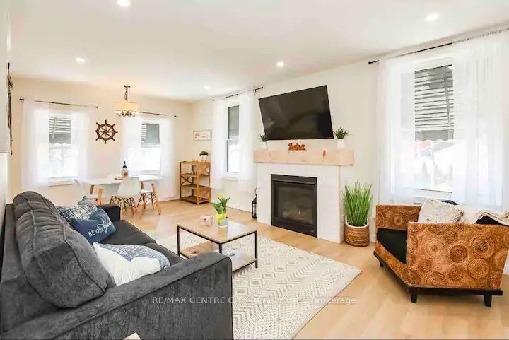 221 Colborne Street 1, Central Elgin, ON N5L 1C2 photo 4