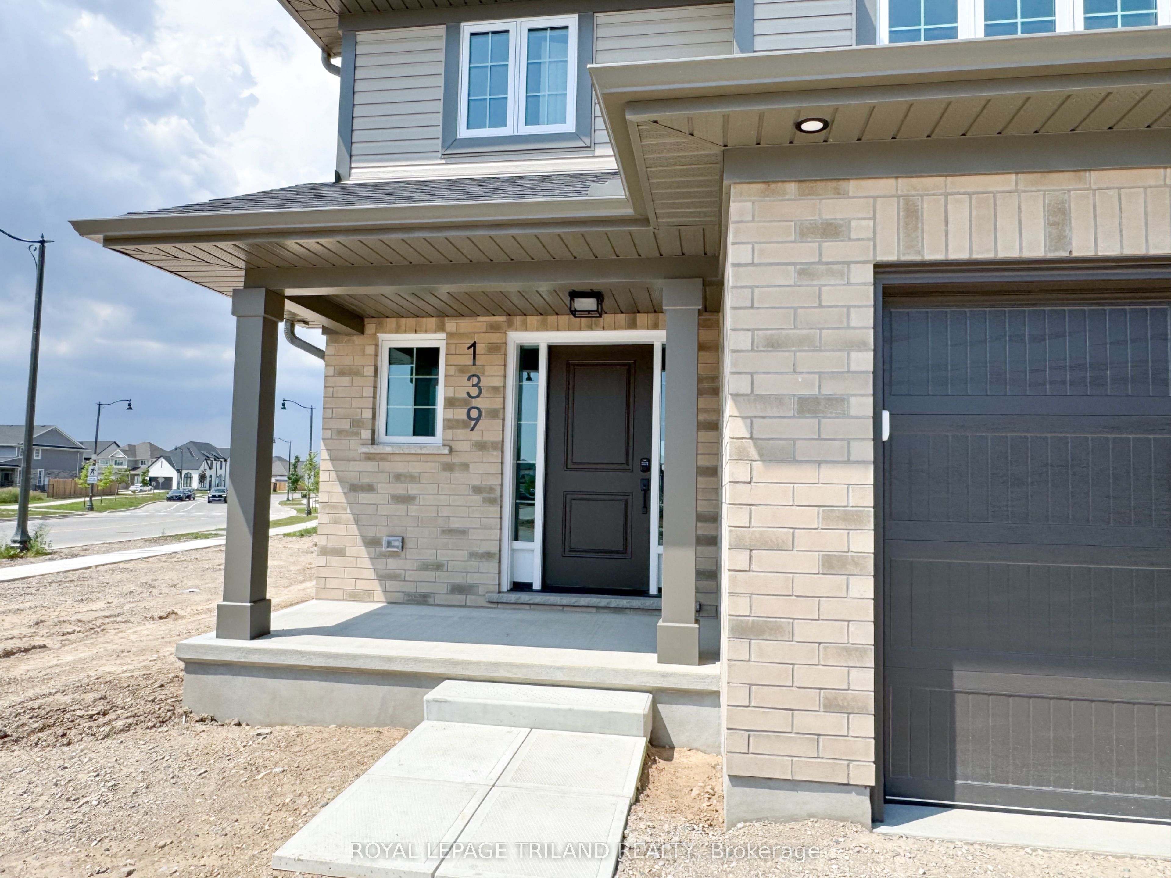 139 Empire Parkway, St. Thomas, ON N5R 0P1 photo 3