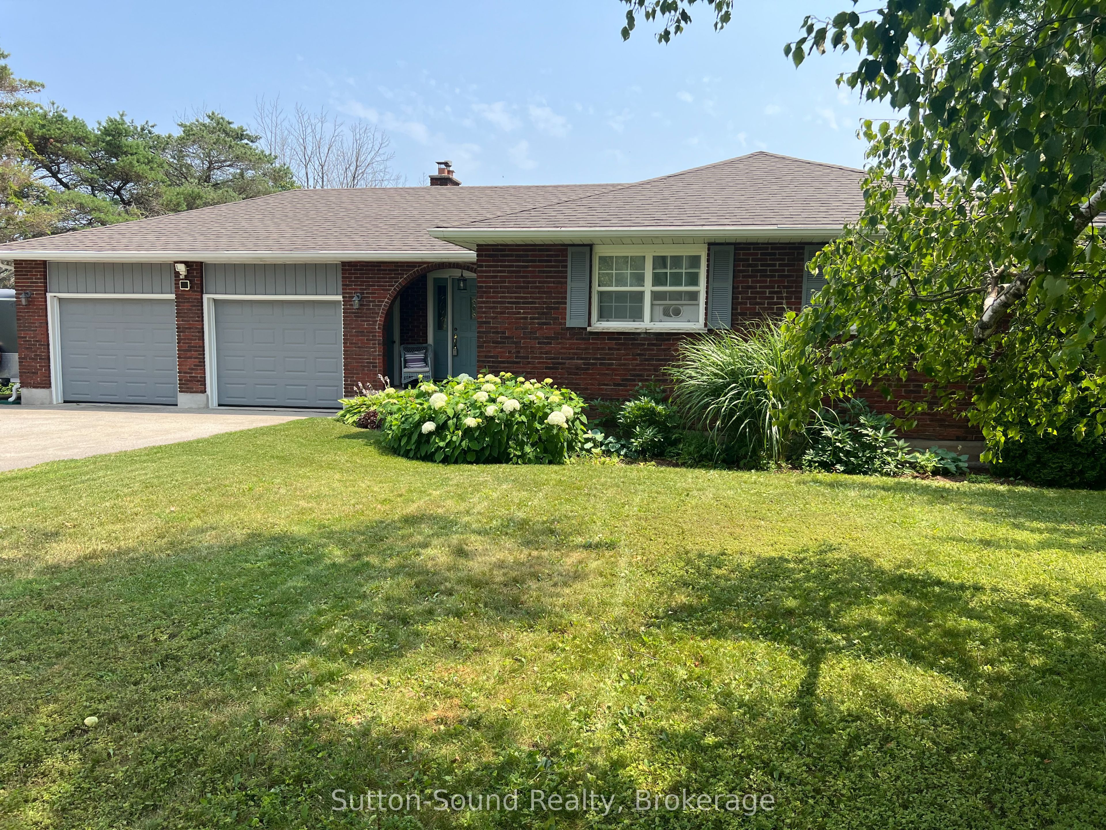 173 Lakeview Crescent, Georgian Bluffs, ON N4K 0G2 photo 2