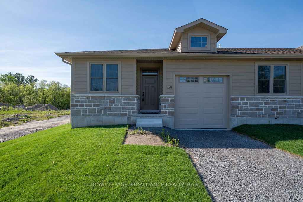 159 Pomeroy Avenue, Tweed, ON K0K 3J0 photo 2