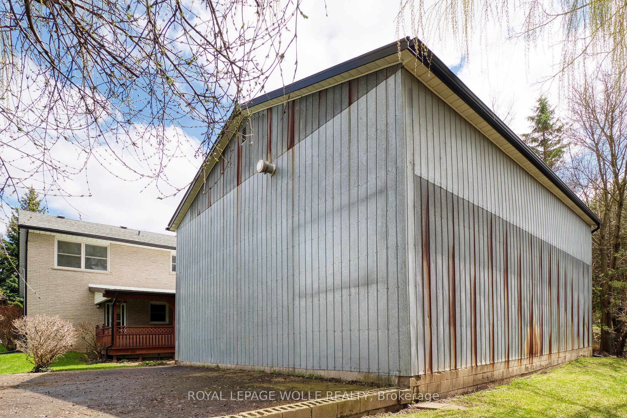 108 Queensway Drive, Woolwich, ON N0B 2N0 photo 4