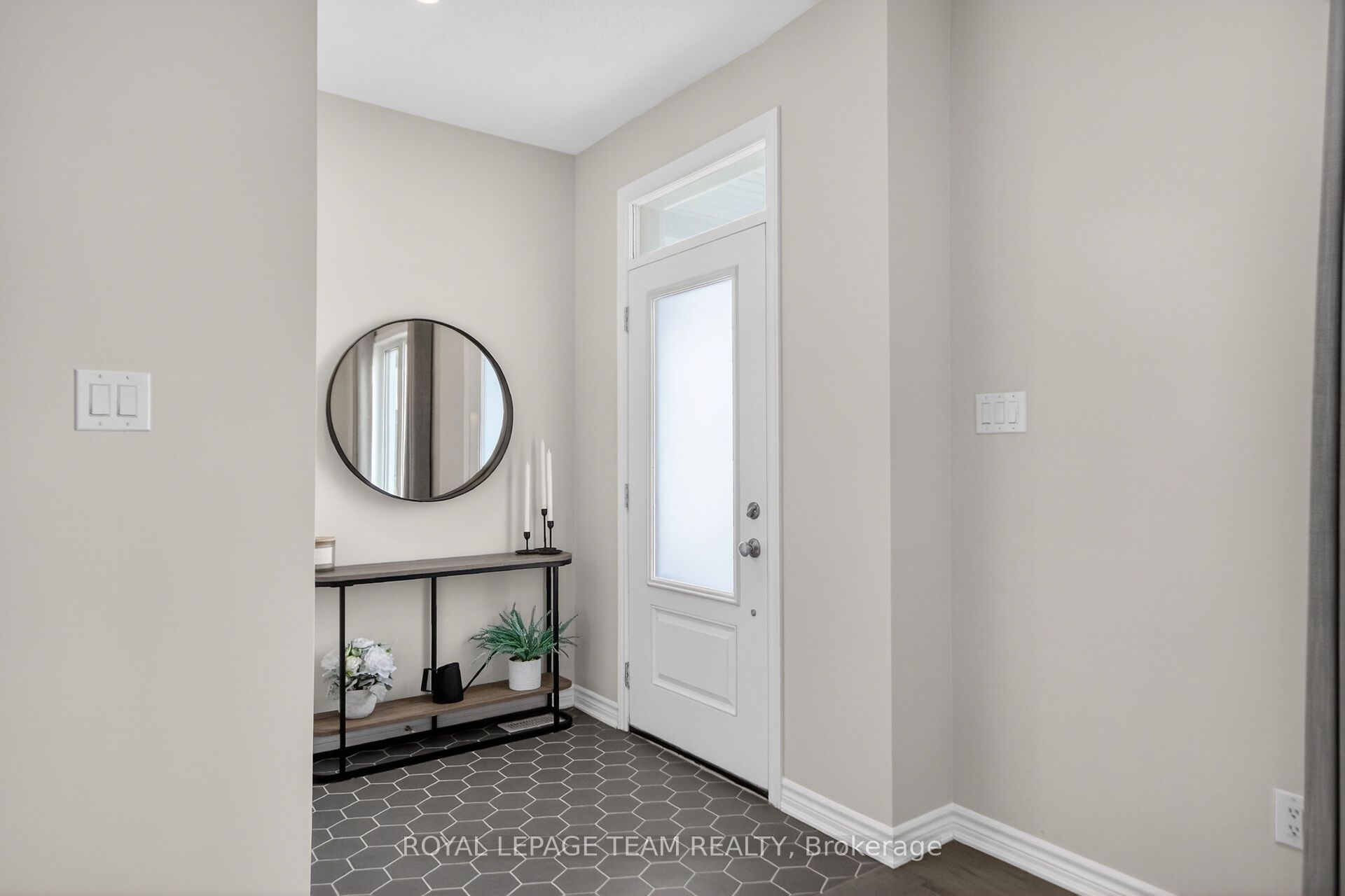 802 Bascule Place, Stittsville - Munster - Richmond, ON K0A 2Z0 photo 4