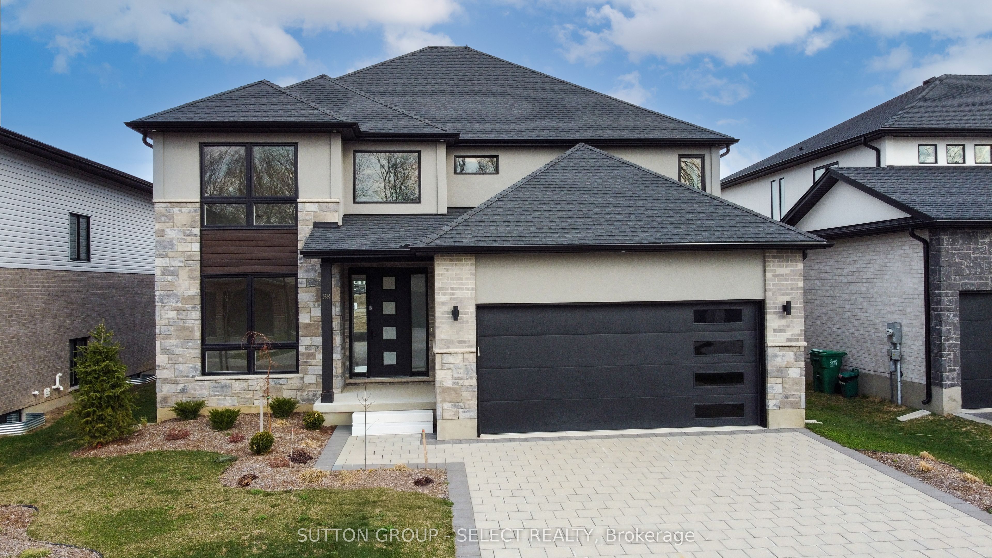 88 Optimist Drive, Southwold, ON N5P 3T2 photo 2