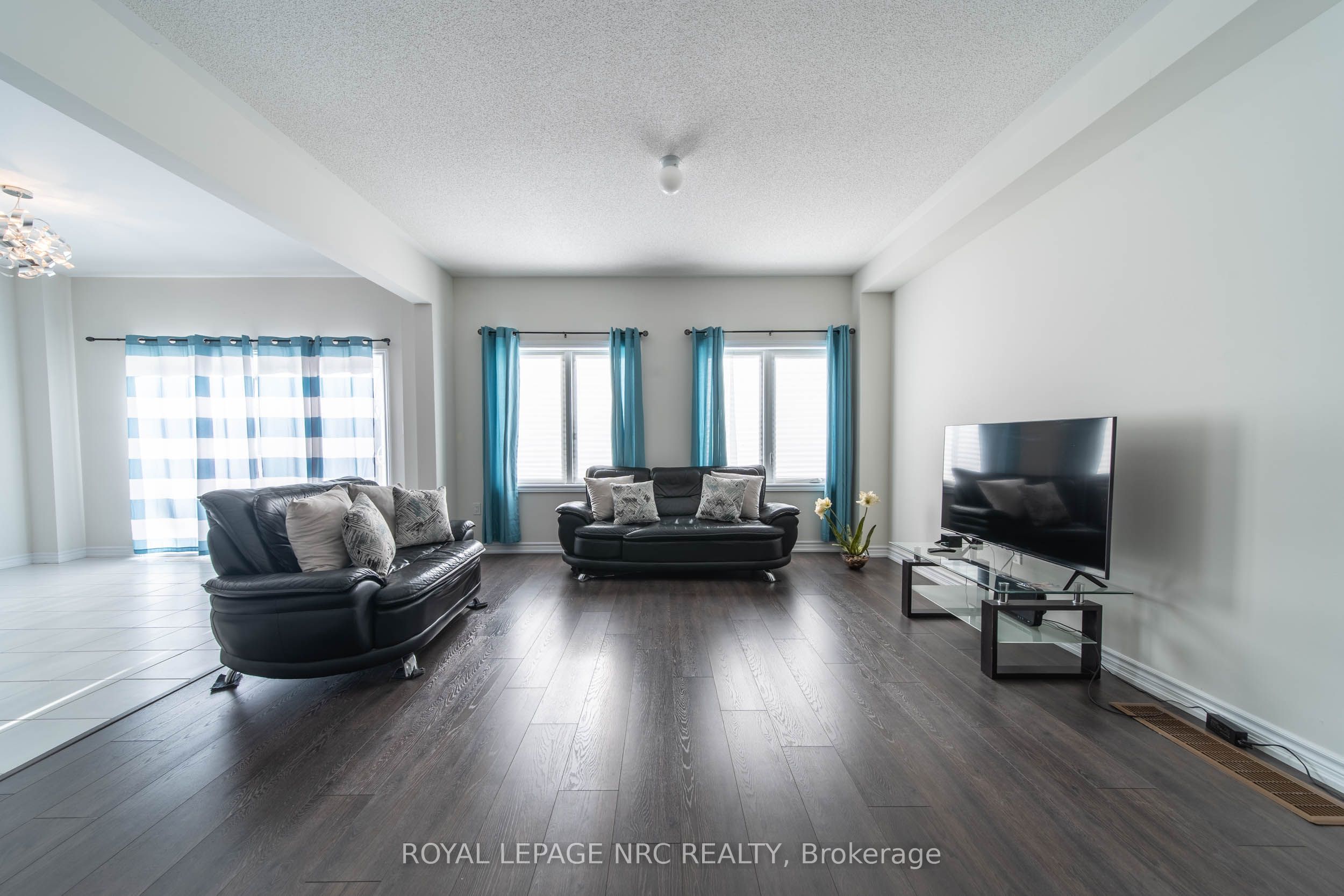 97 Tumblewood Place, Welland, ON L3B 0J3 photo 2