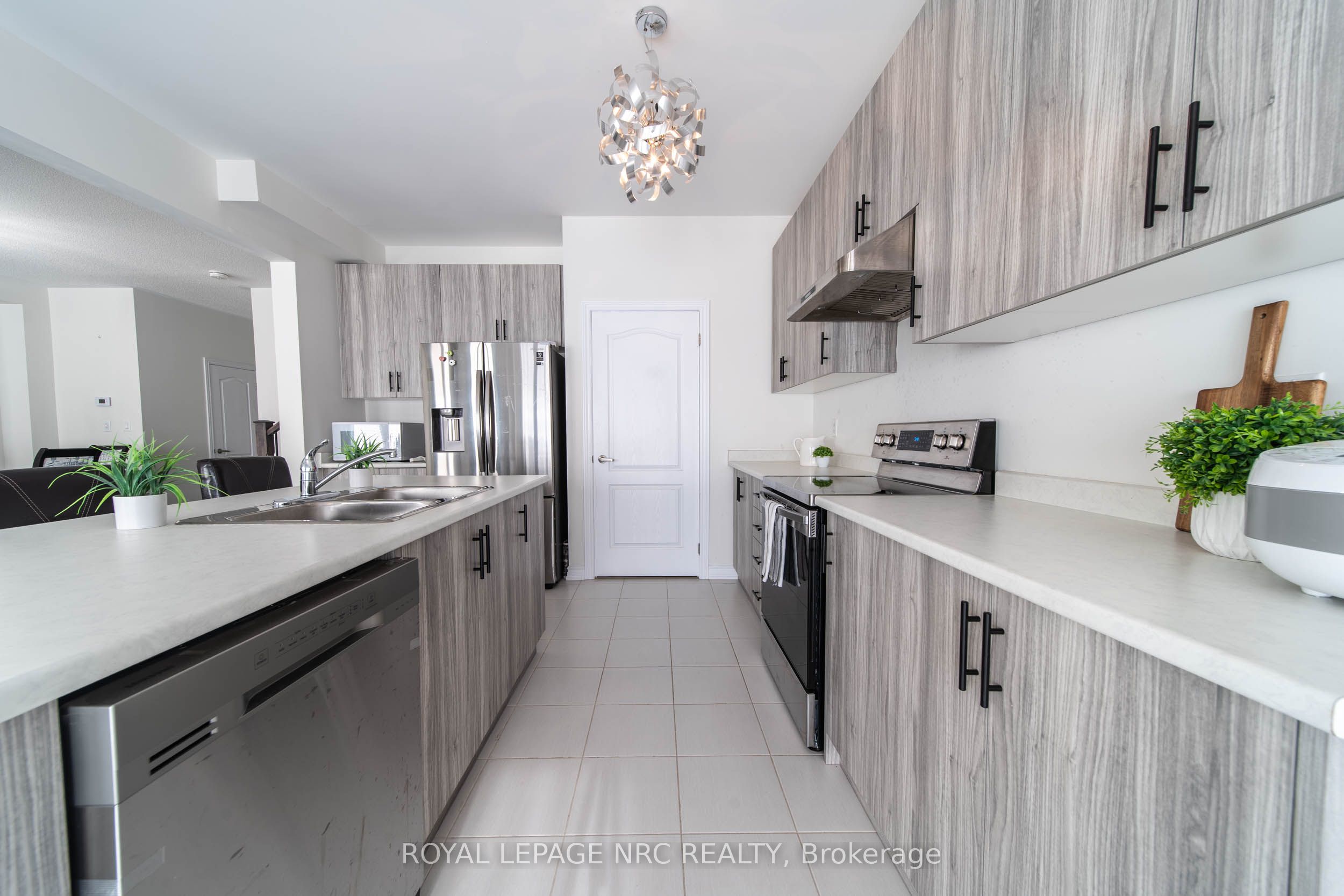 97 Tumblewood Place, Welland, ON L3B 0J3 photo 4