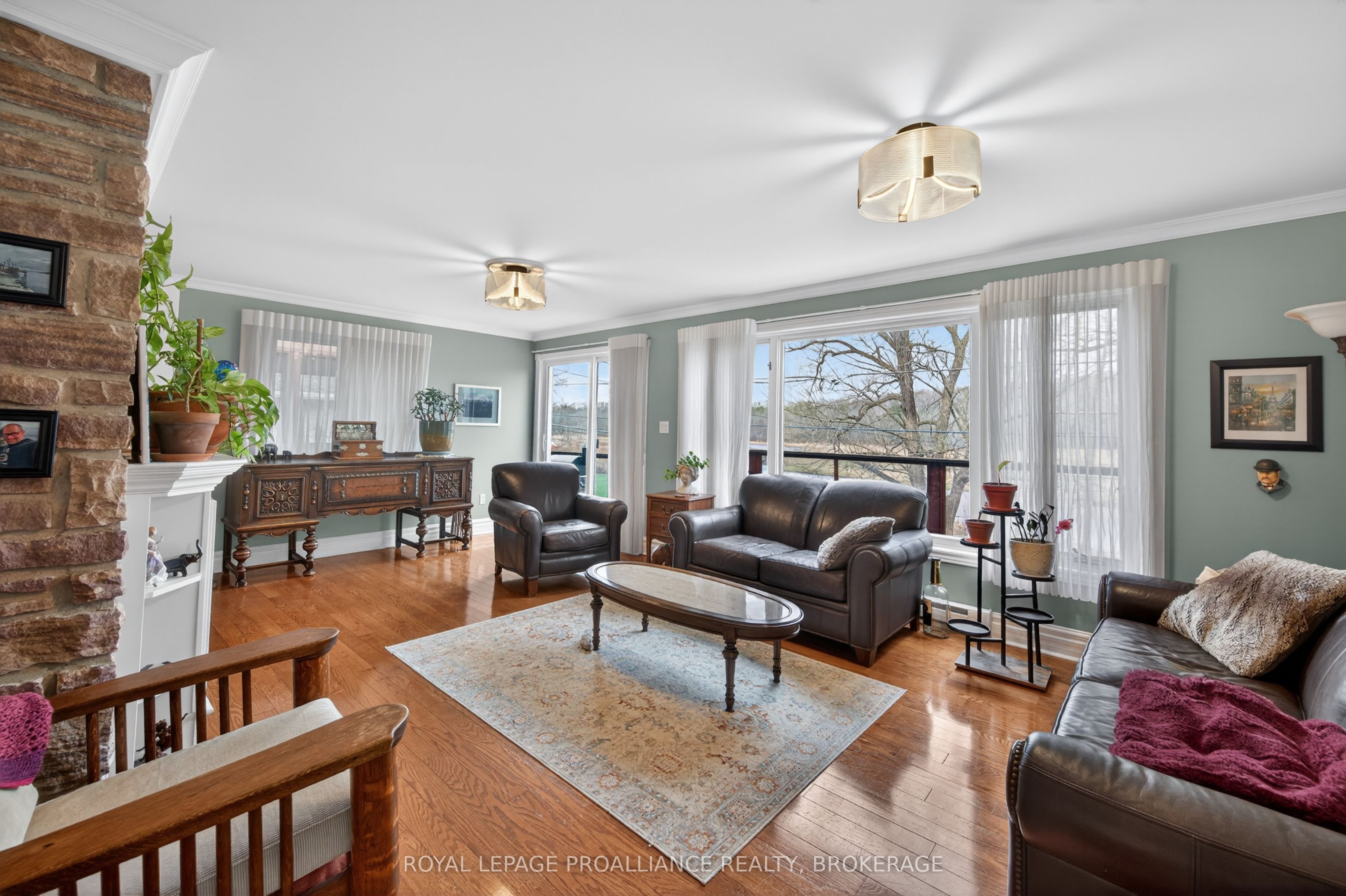 727 Aylmer Crescent, Kingston, ON K7M 6E5 photo 4