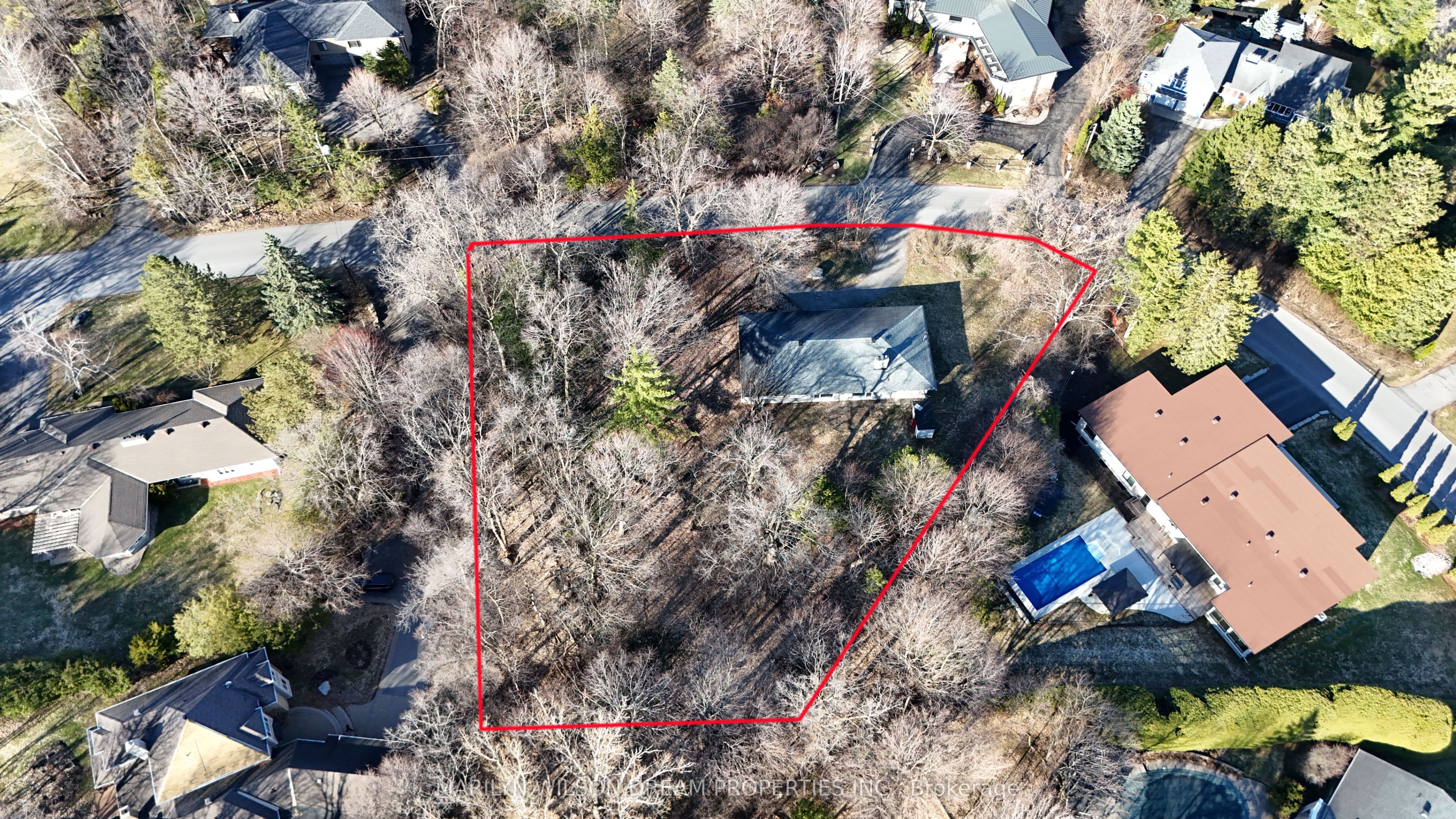 10 Cedar Road, Beacon Hill North - South and Area, ON K1J 6L4