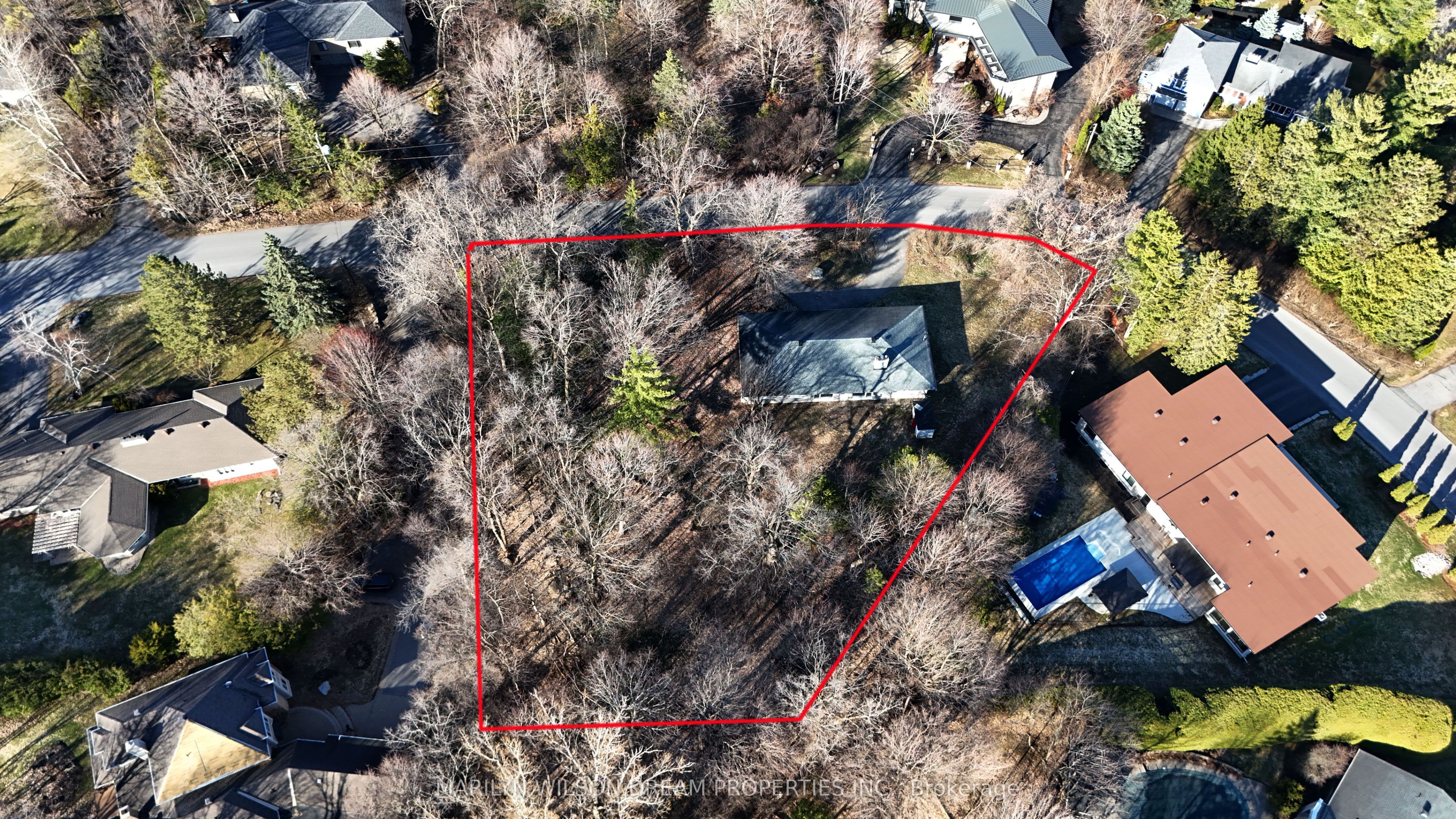 10 Cedar Road, Beacon Hill North - South and Area, ON K1J 6L4 photo 2