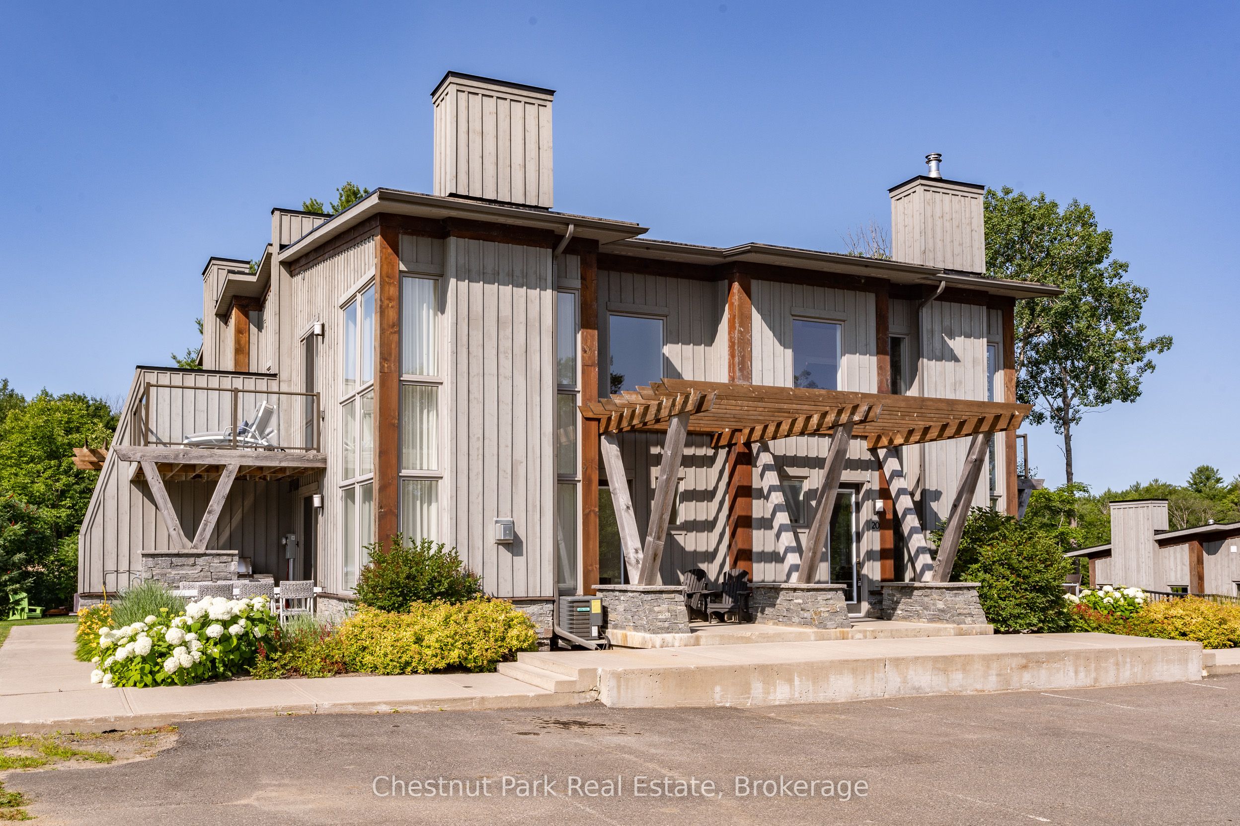 20 Carrick Trail, Gravenhurst, ON P1P 1A0 photo 3