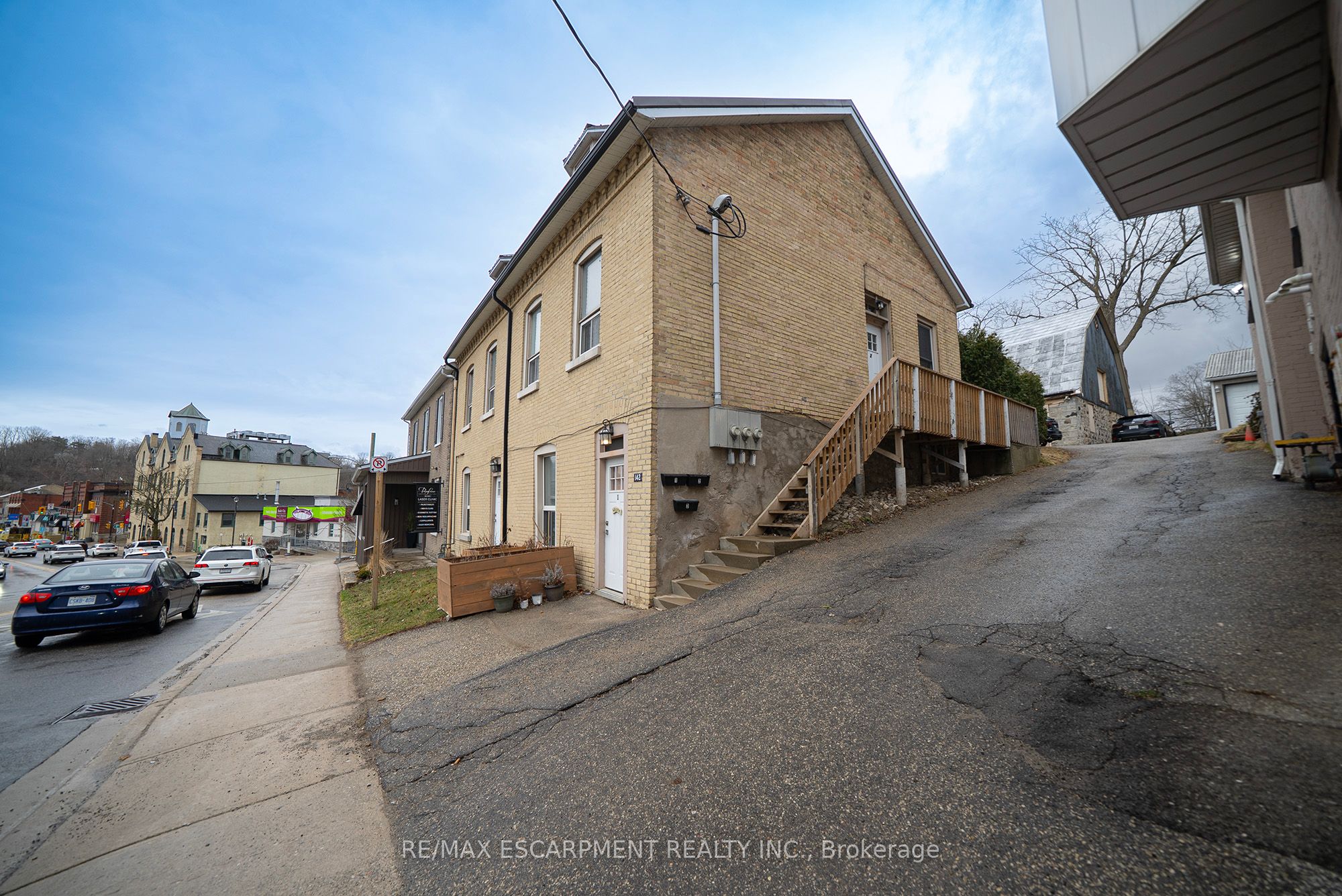 142 Grand River Street N, Brant, ON N3L 2M5 photo 4