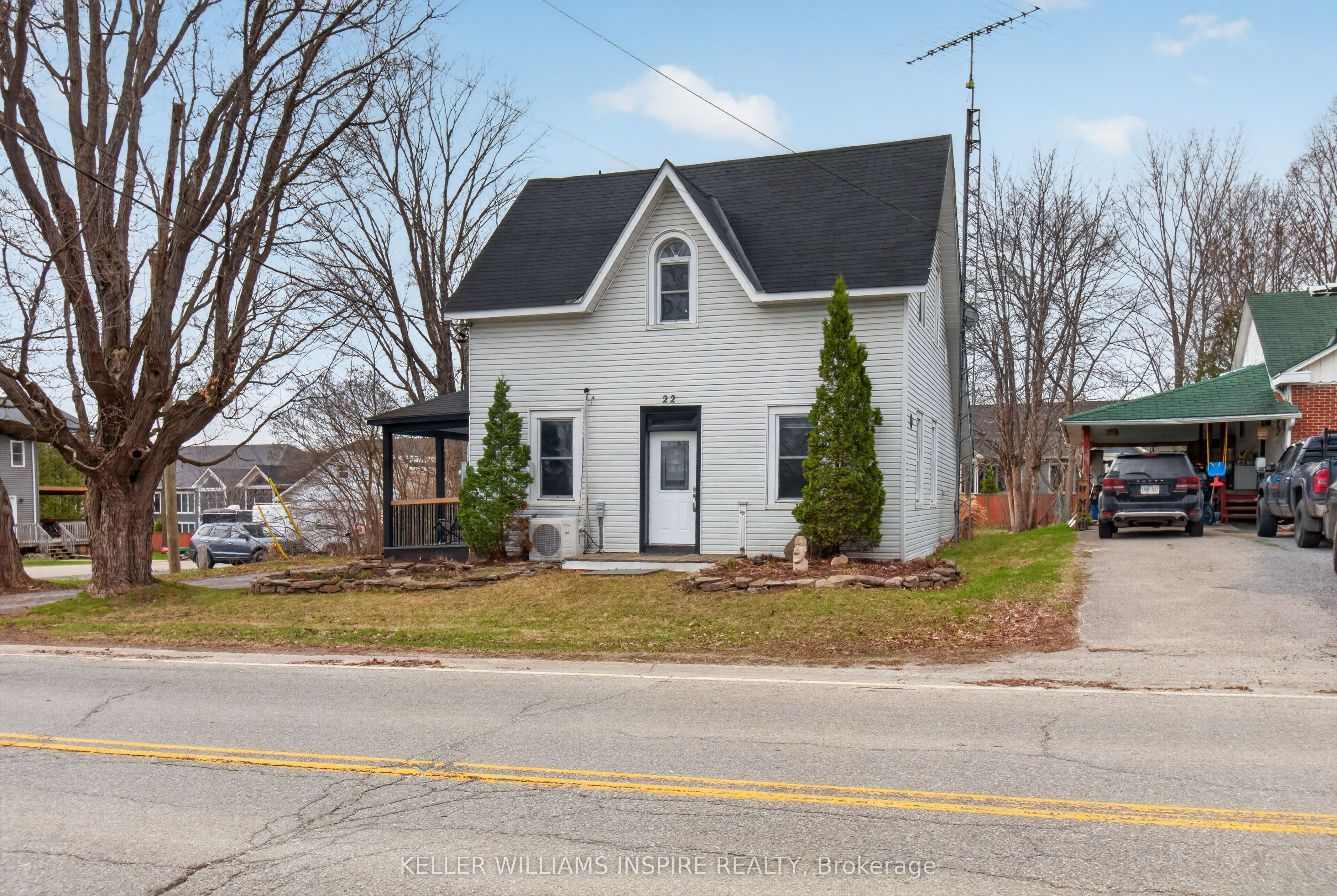 22 Concession Street W, Westport, ON K0G 1X0 photo 2