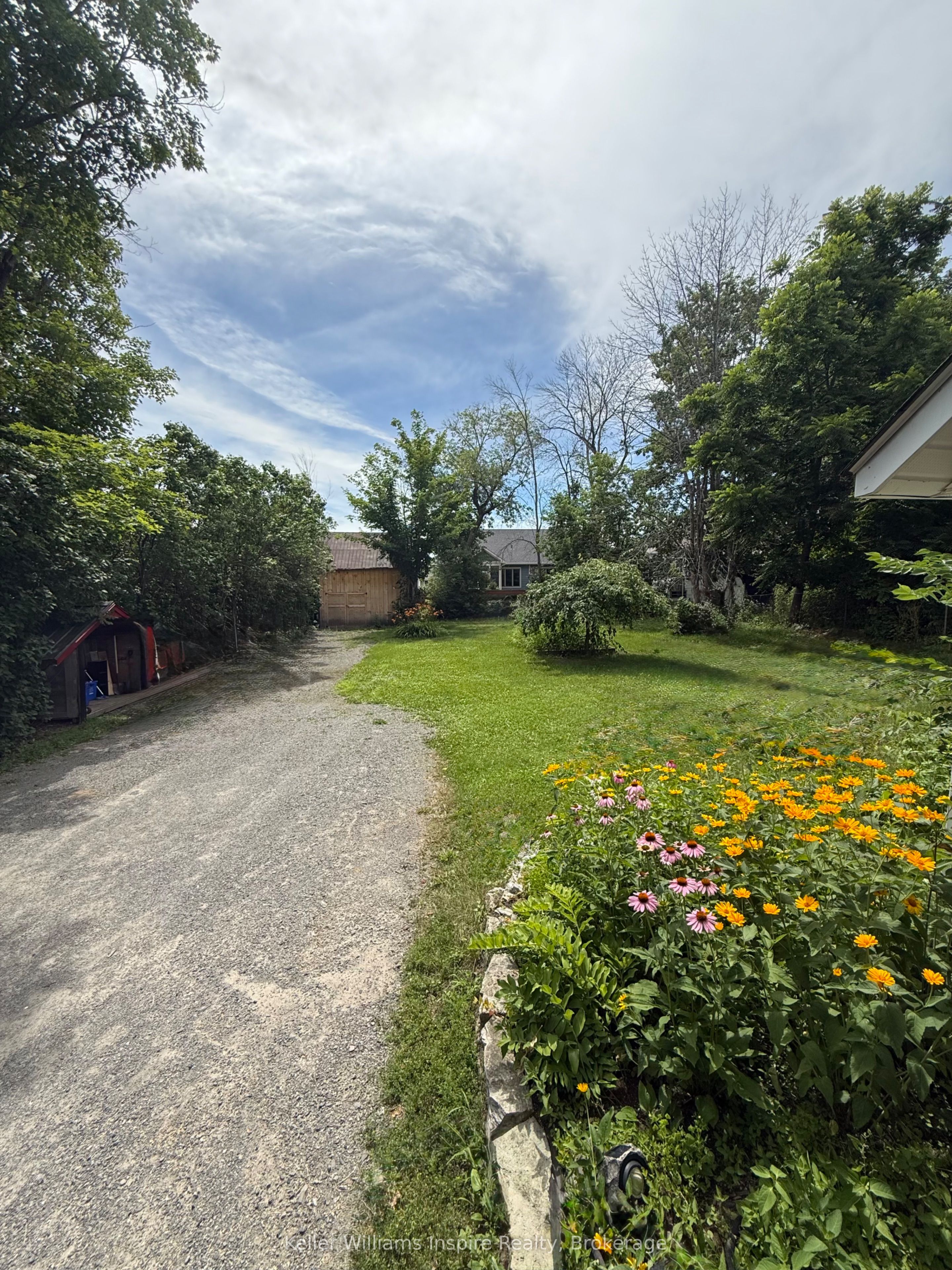 22 Concession Street W, Westport, ON K0G 1X0 photo 5