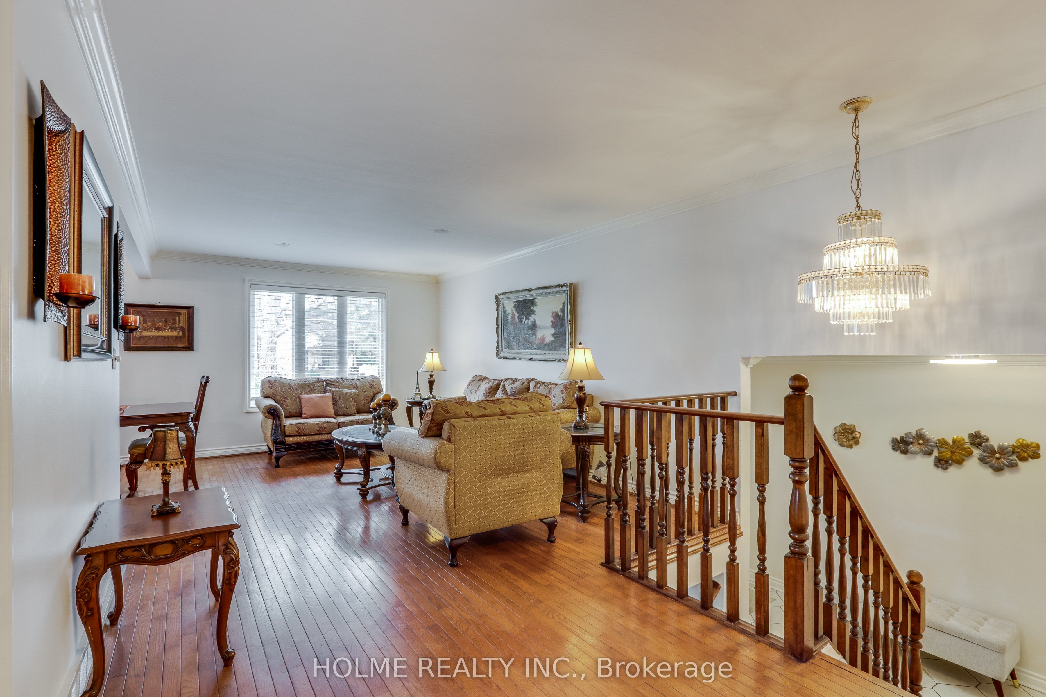 223 Ellor Street, Strathroy-Caradoc, ON N7G 2L2 photo 5