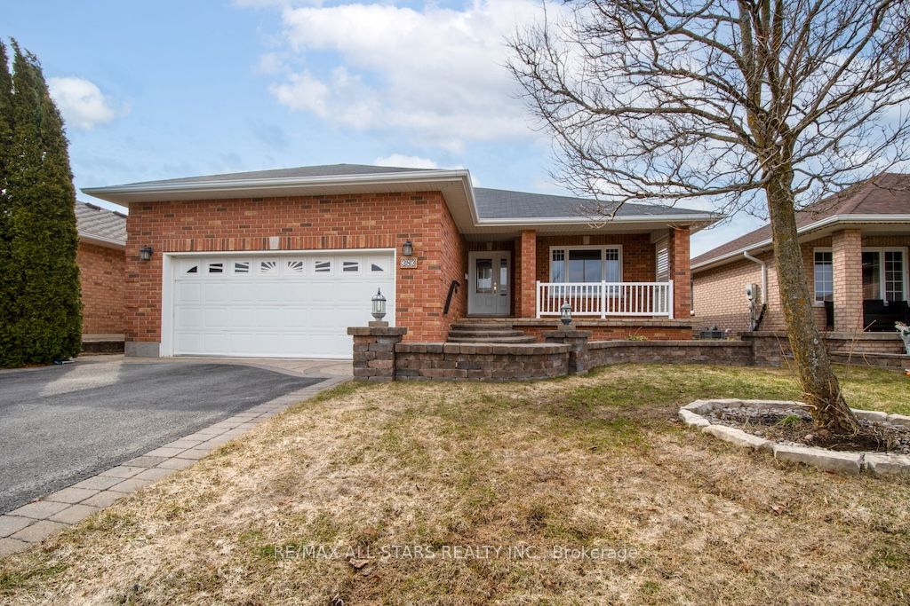 383 Wallace Drive, Kawartha Lakes, ON K9V 6K7 photo 2