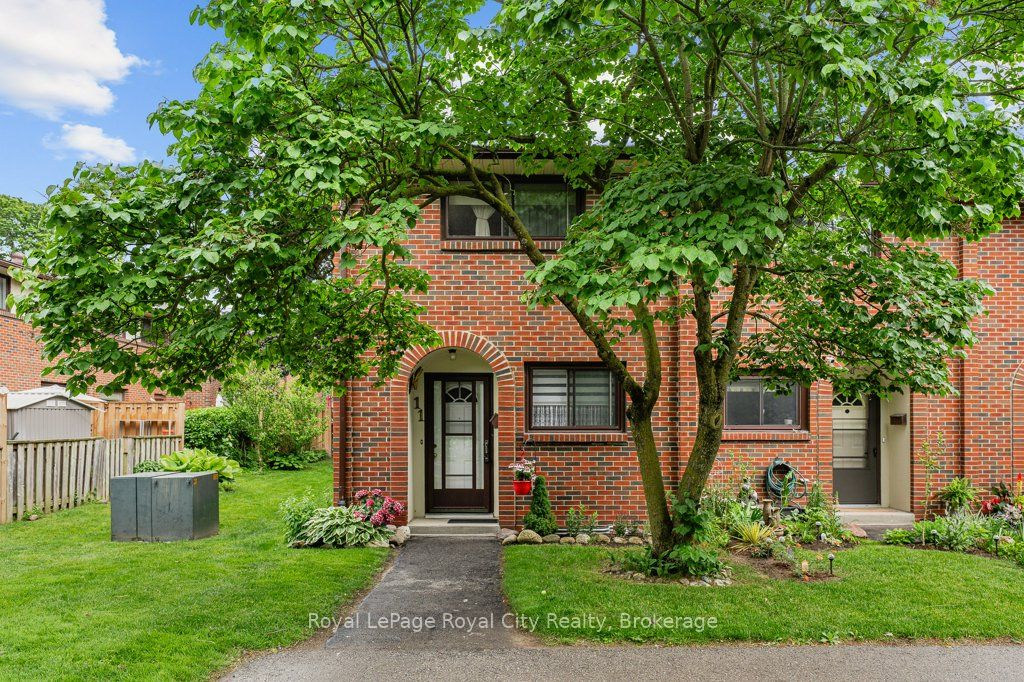 41 Rhonda Road 11, Guelph, ON N1H 7A4