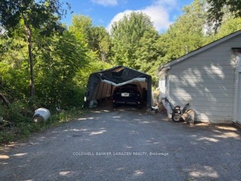 2605 Trans Canada Highway, Orleans - Cumberland and Area, ON K4C 1B3 photo 2