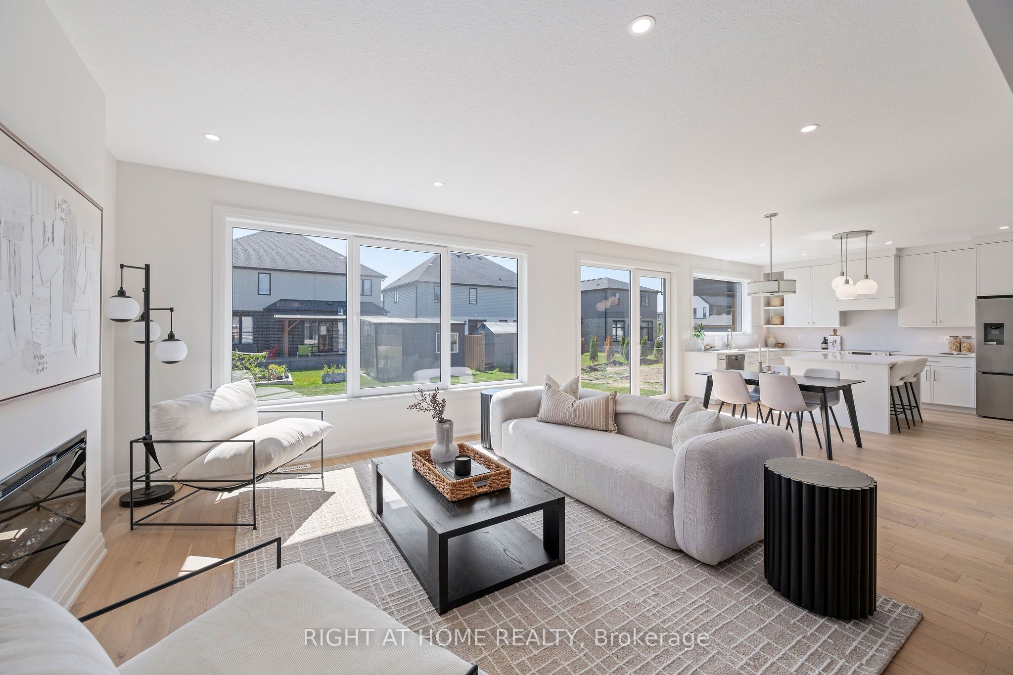 337 Manhattan Drive, London South, ON N6K 0L5 photo 5