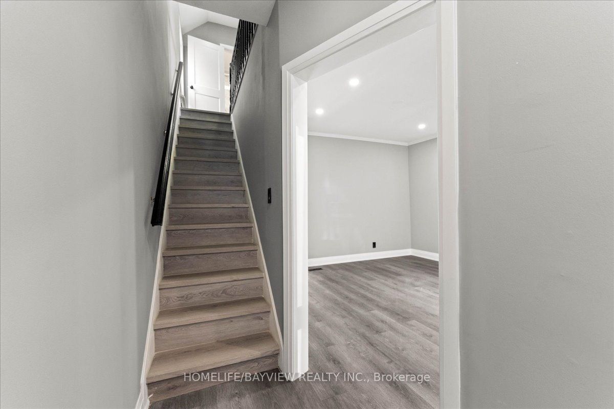 214 Burlington Street E, Hamilton, ON L8L 4H1 photo 5