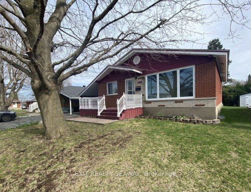1311 Walton Street, Cornwall, ON K6H 1V5 photo 3