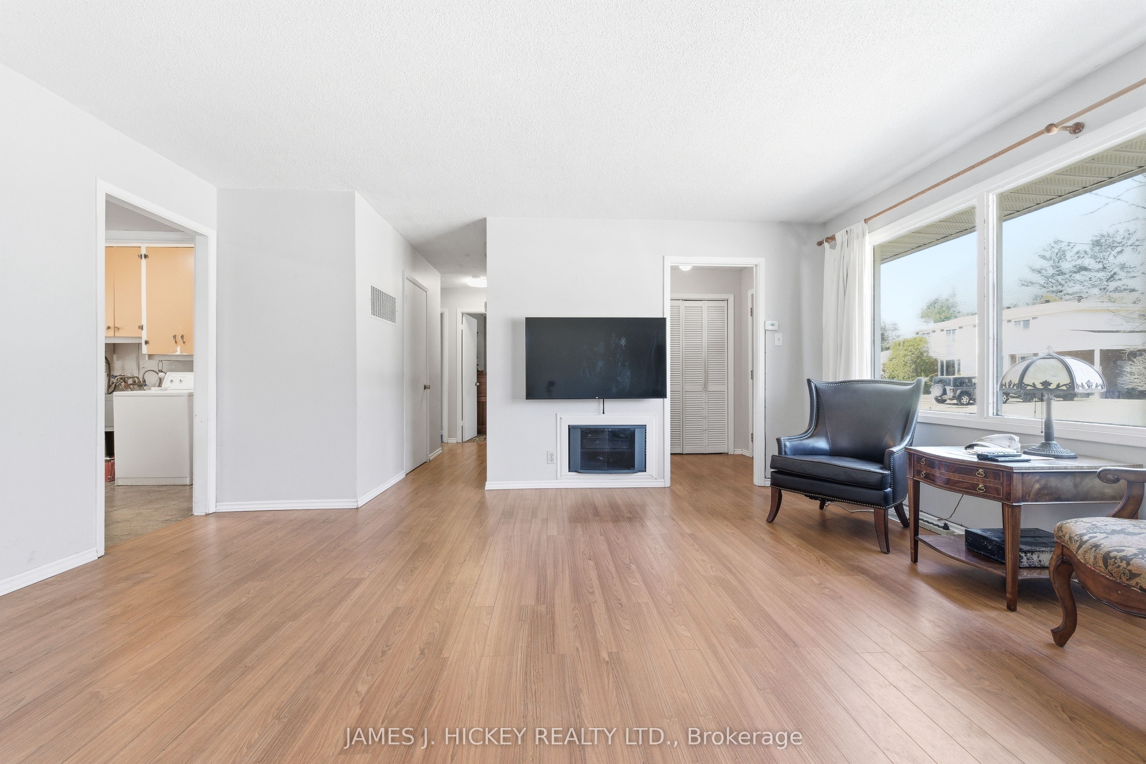 38 Beach Avenue, Deep River, ON K0J 1P0 photo 3